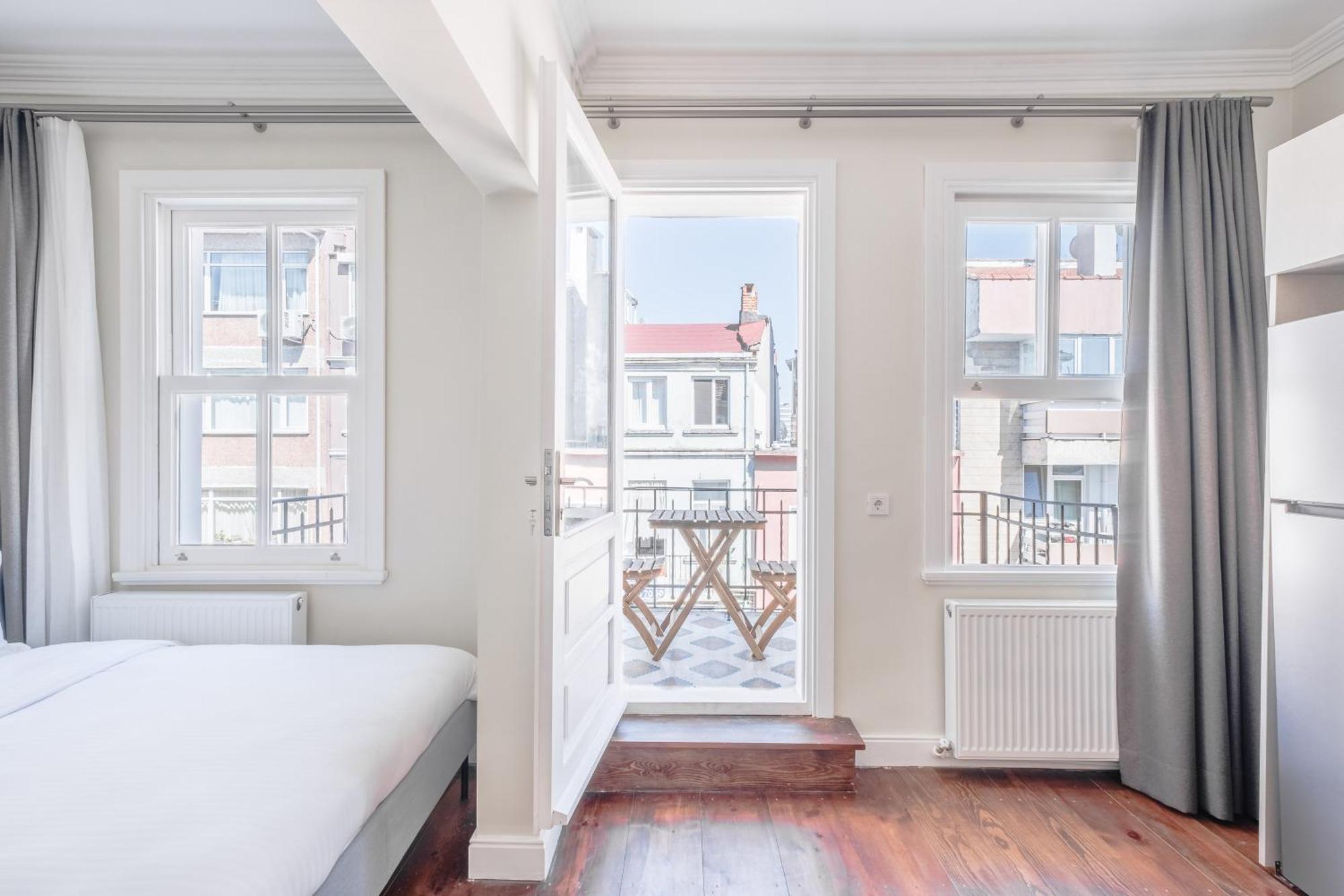 Homie - Historical In The Center Of Besiktas Apartment *