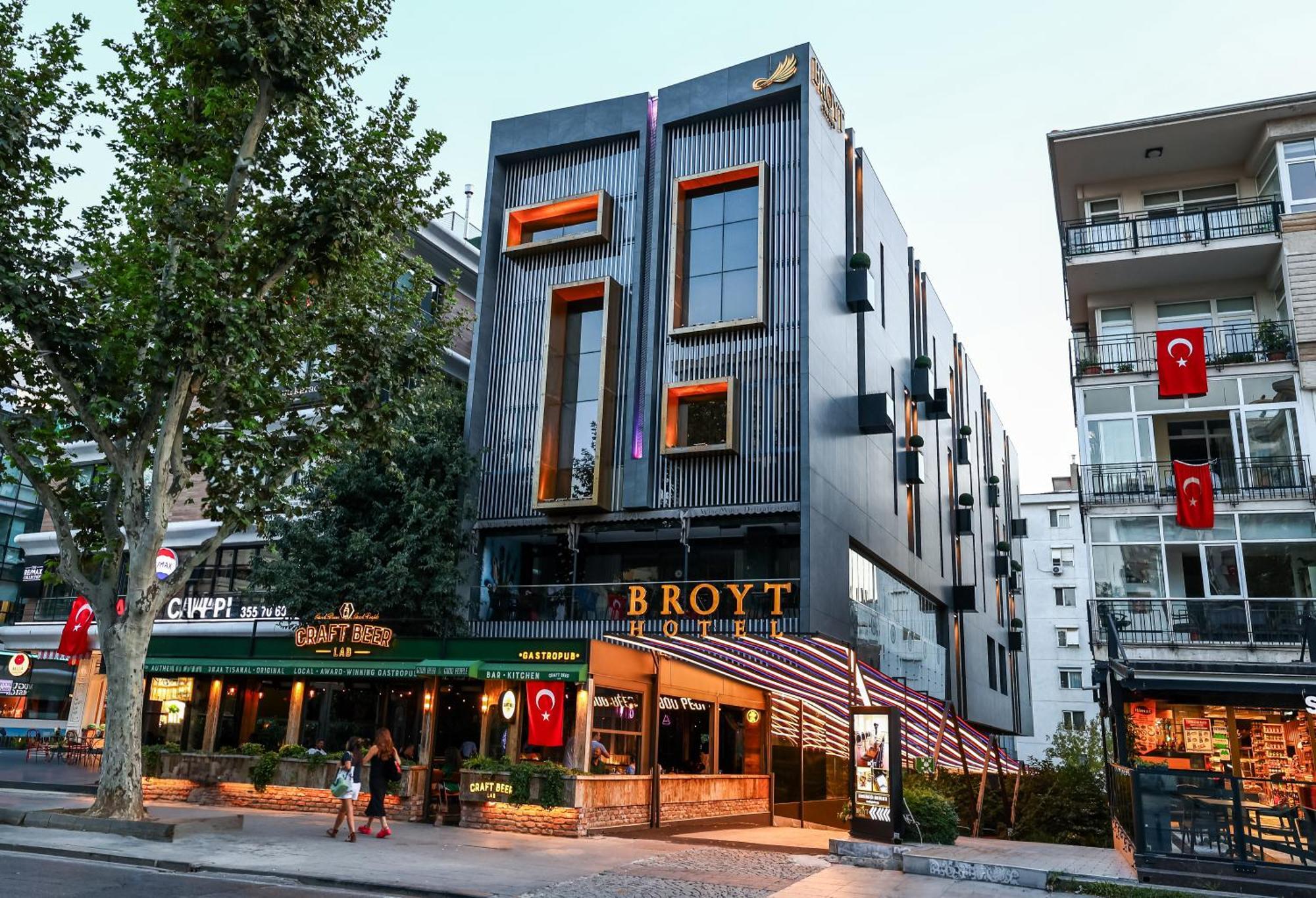 Broyt Hotel 4*