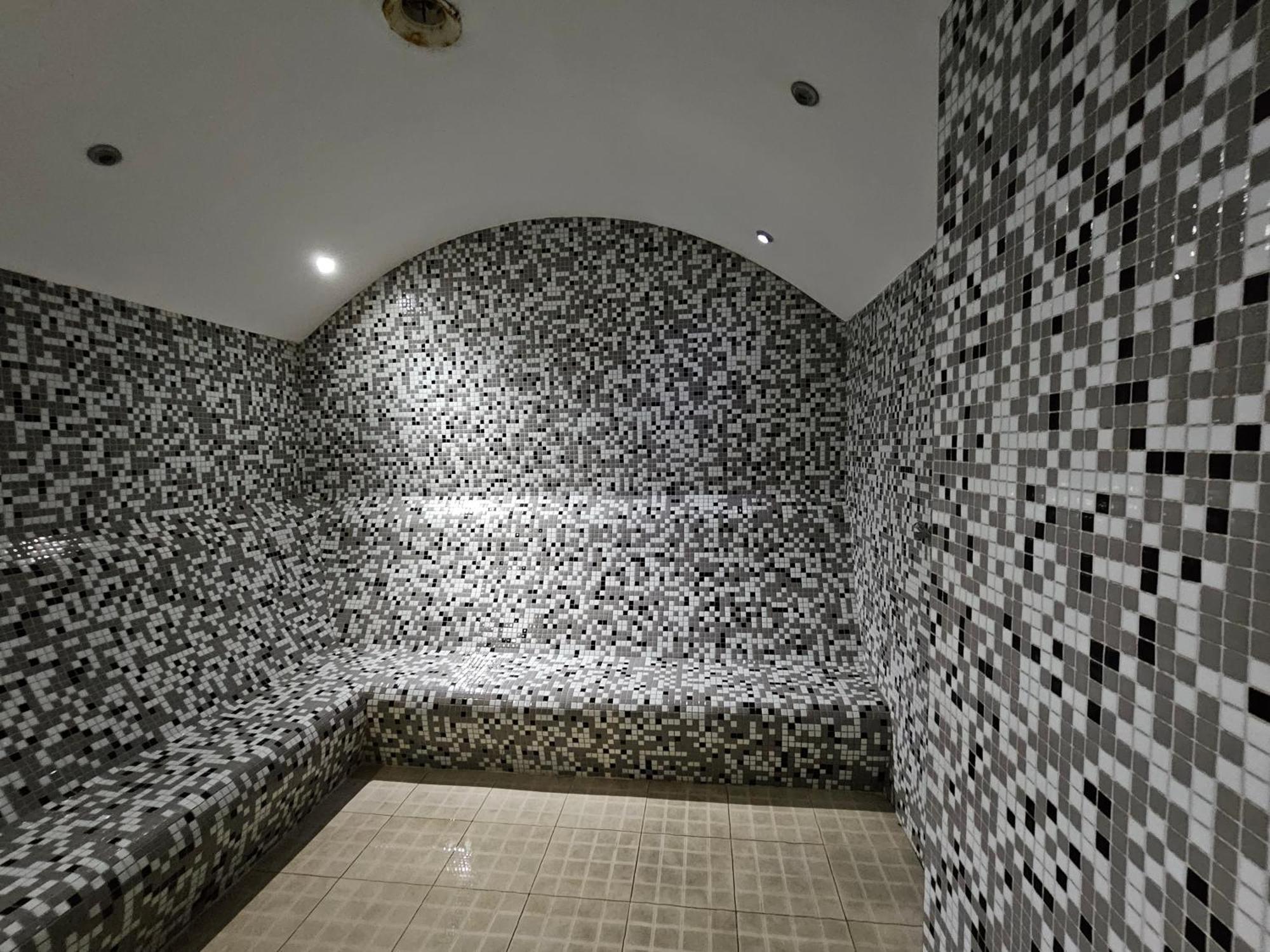 Taksim Square Residence, Two Bedrooms, Pool Sauna Gym * Istanbul