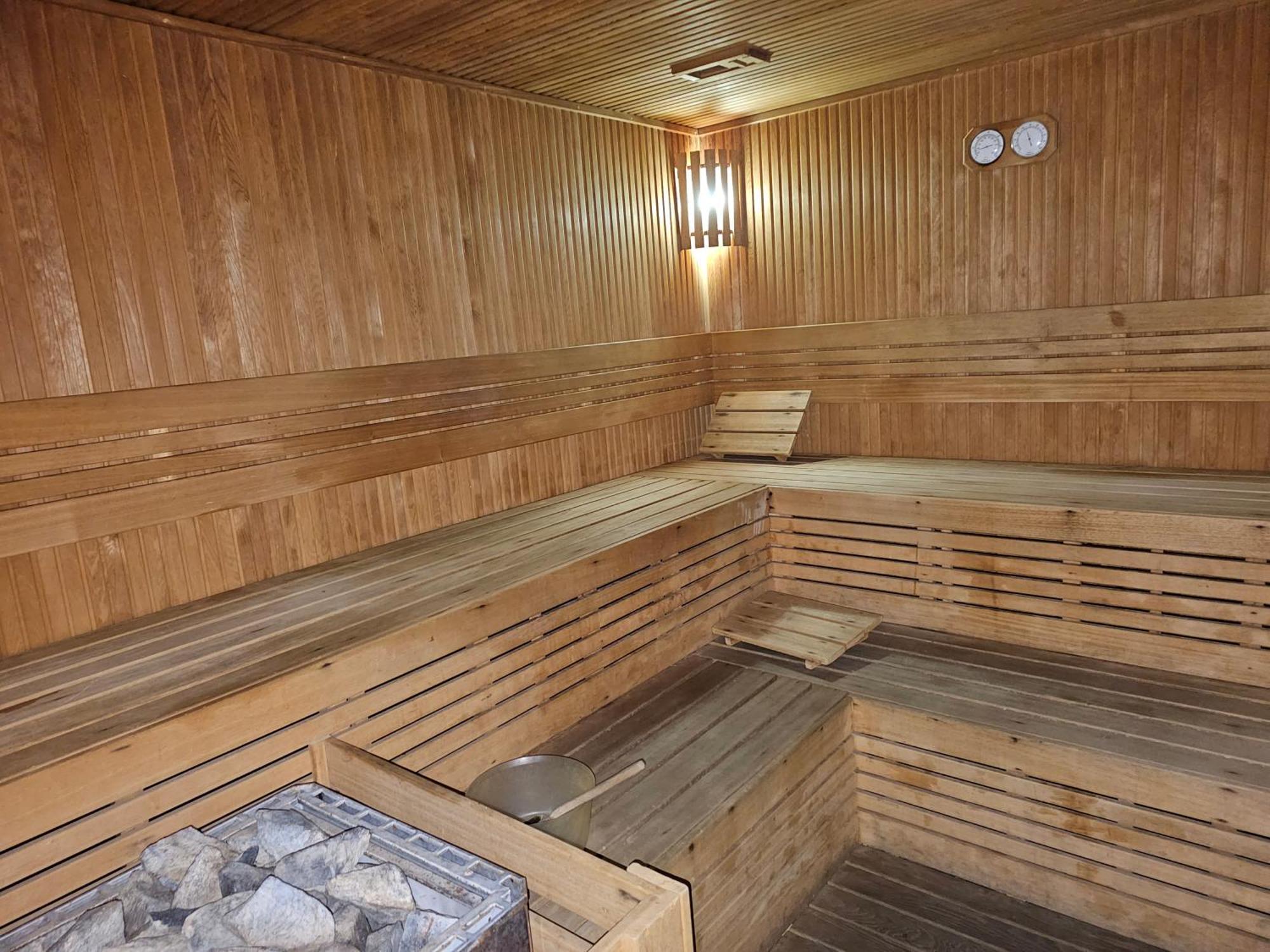 Taksim Square Residence, Two Bedrooms, Pool Sauna Gym Apartment Istanbul