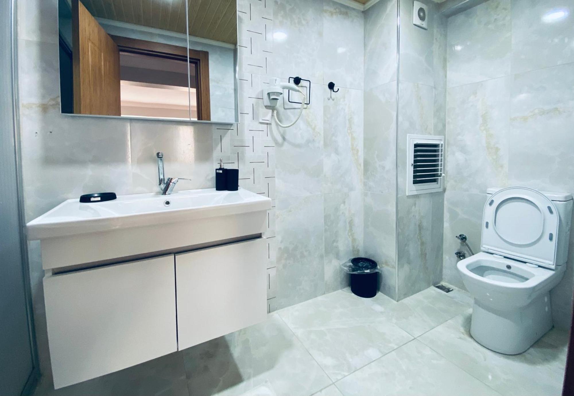 Oezsefa Hotel Istanbul