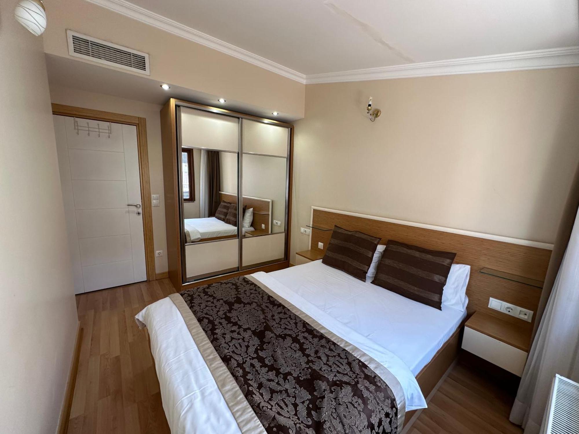 Homelike Residence