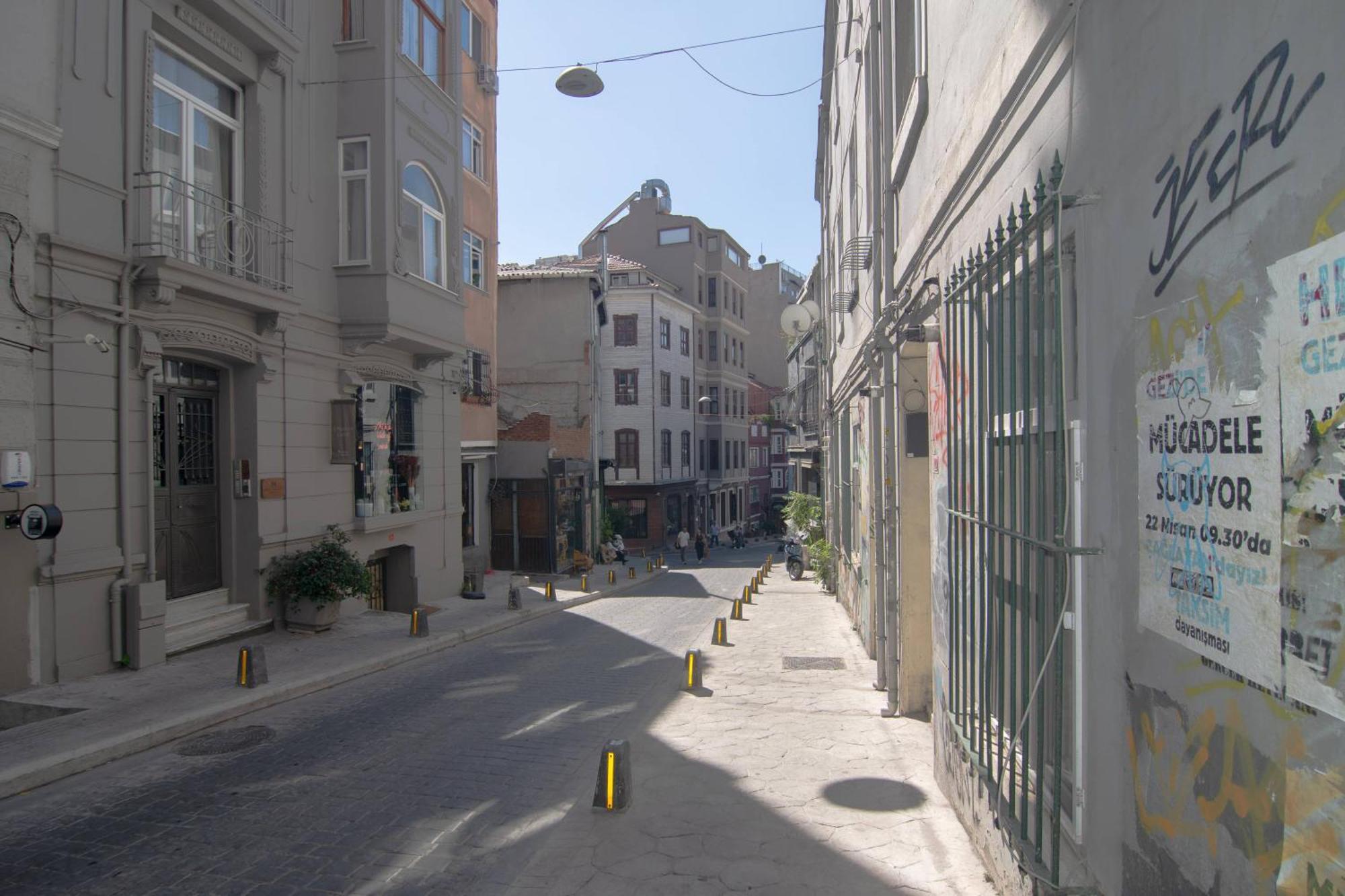 Apartment Stylish Getaway-explore The Urban Delights Istanbul