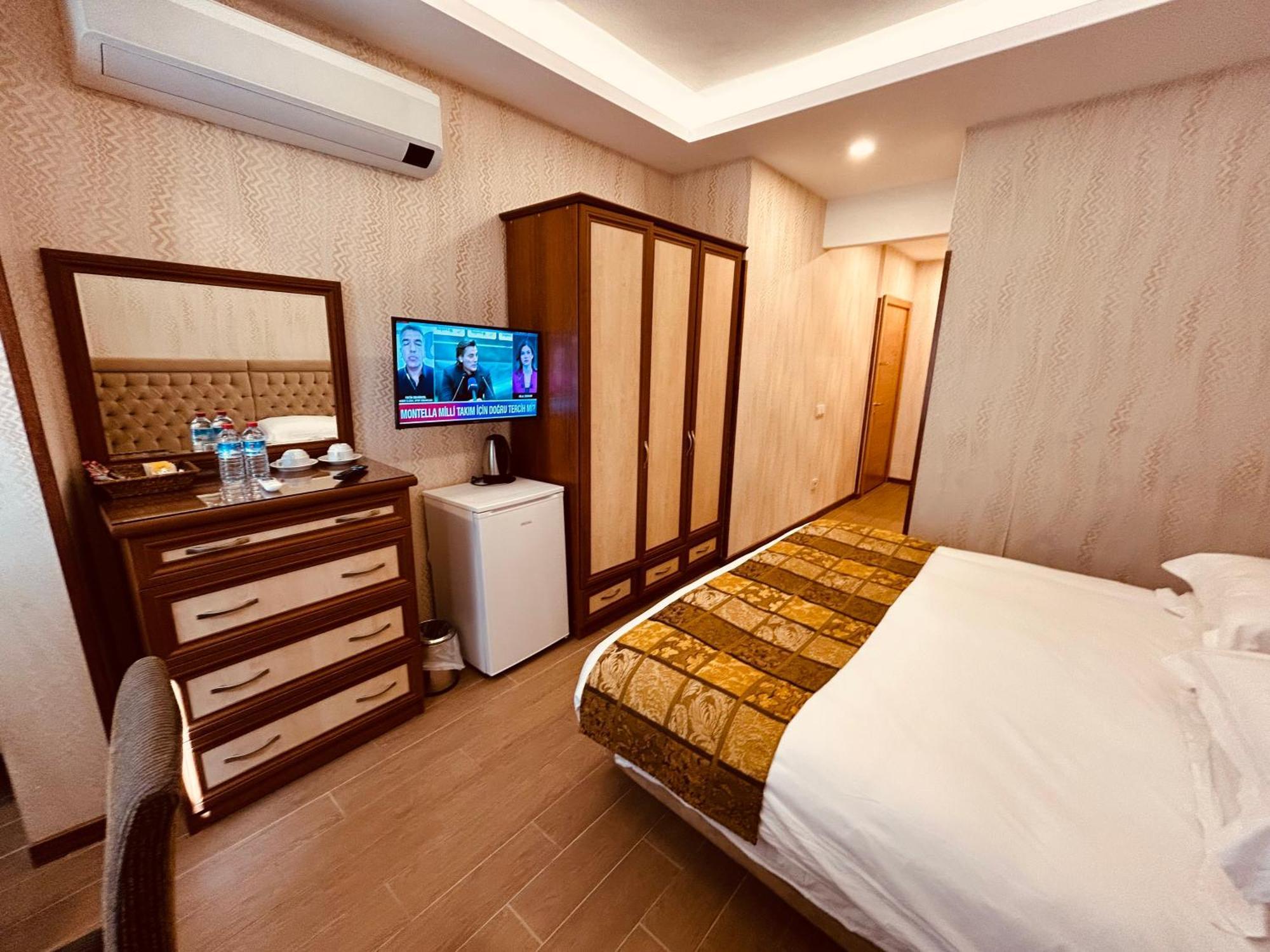 Hotel Lily *