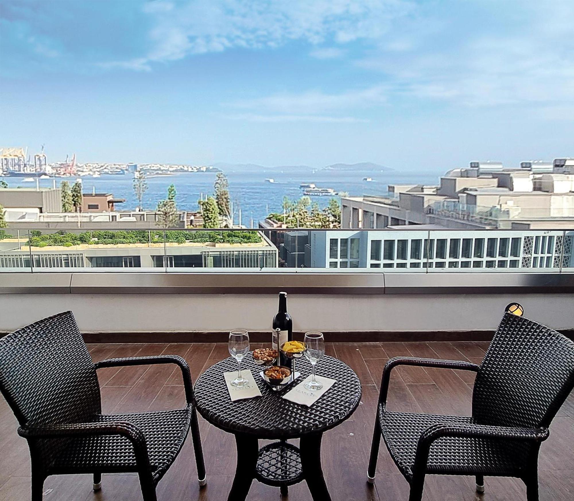 Port Bosphorus 4*