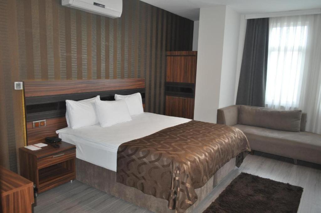 Hotel Atabay 3*