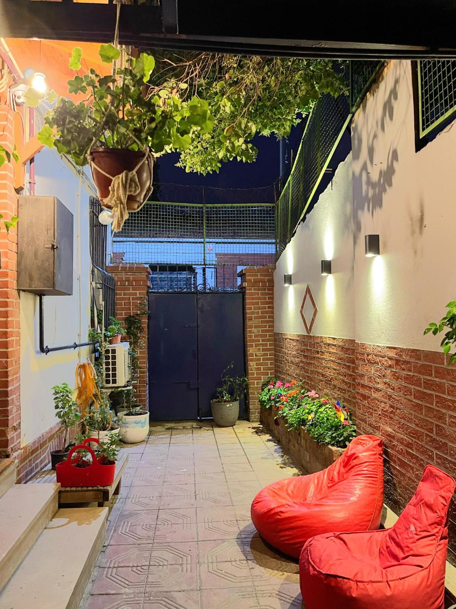 Villa Building/5floors/ Garden In Balat Istanbul