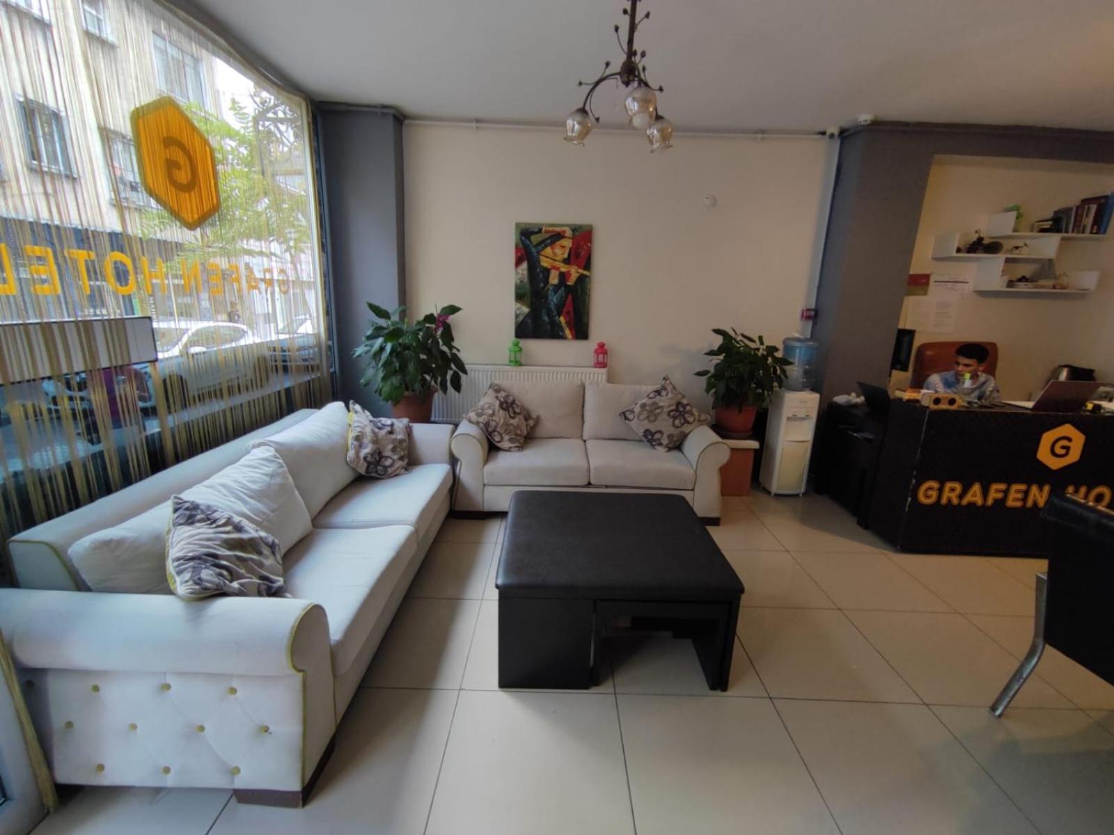 Aparthotel Grafen 3*