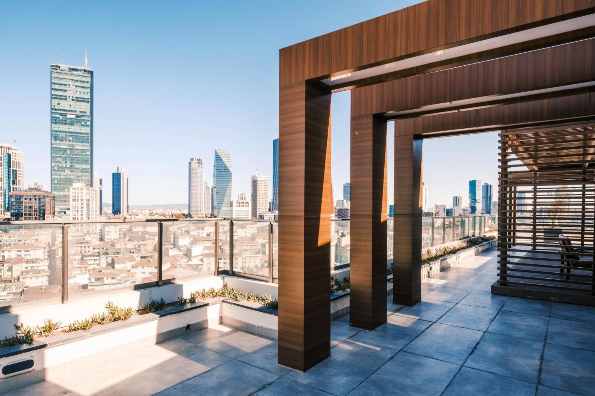 Sleek Flat In Kagithane With Terrace Istanbul
