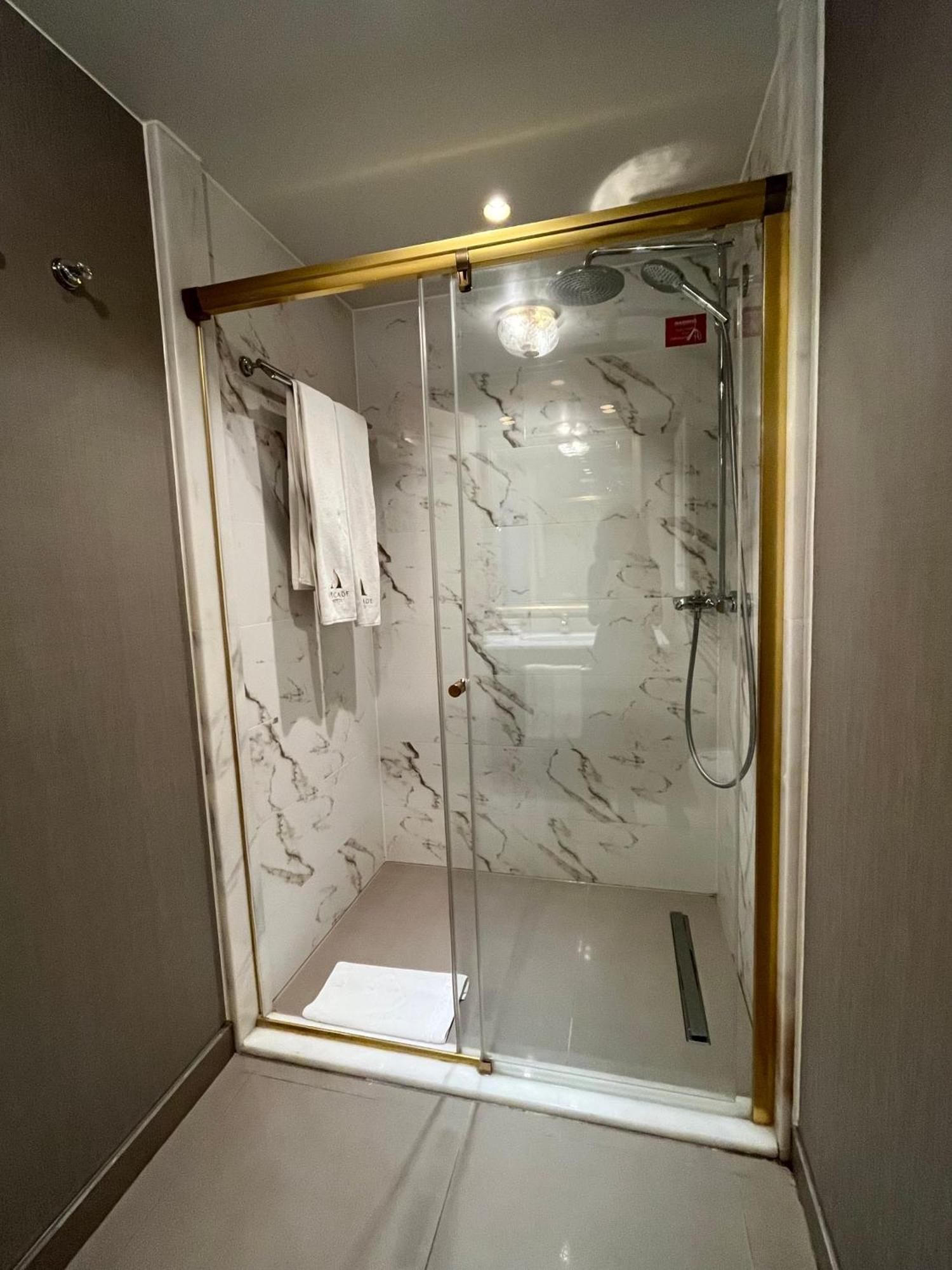 Otel Arcade 4*