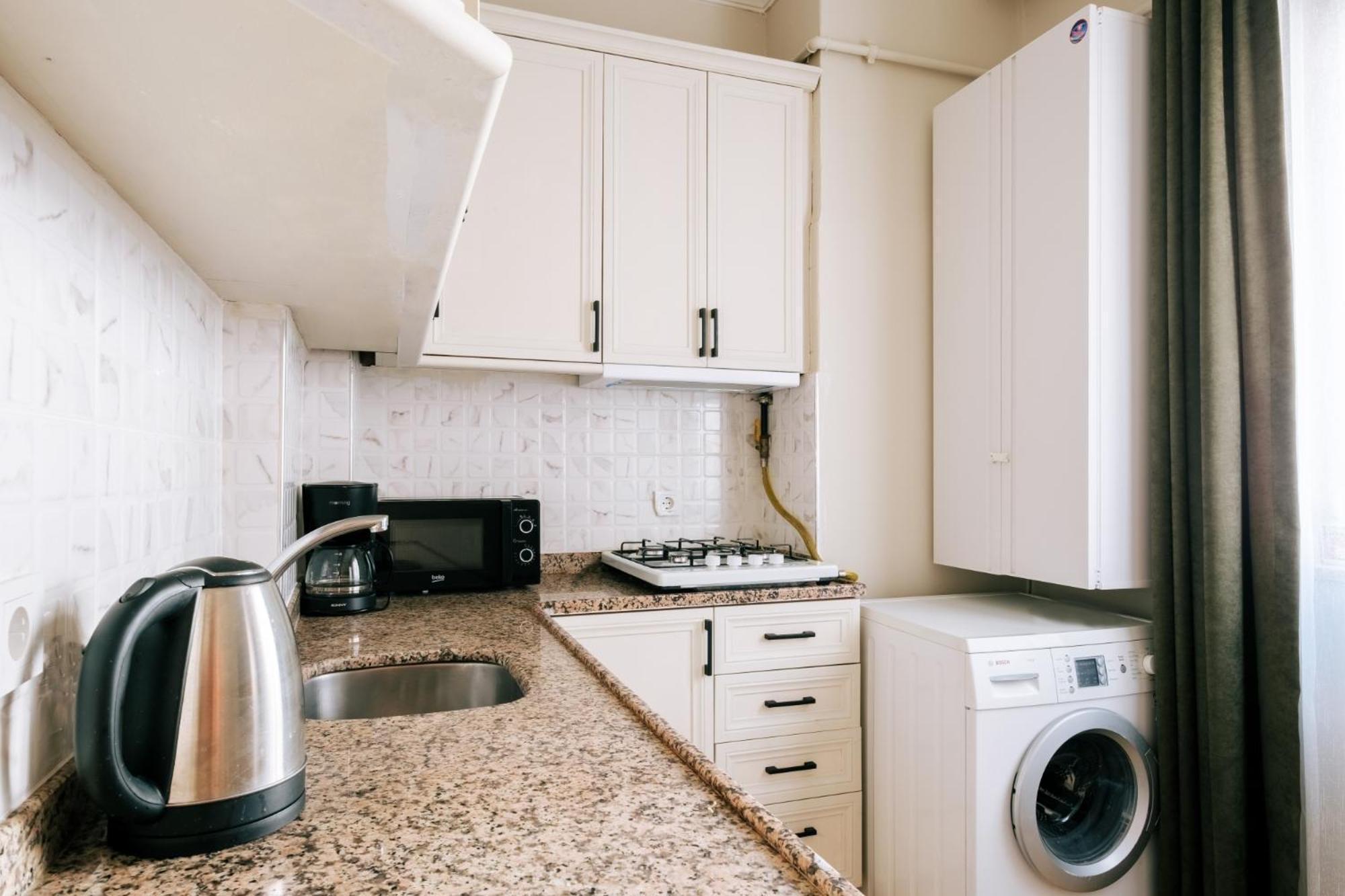 Chic Spacious Flat Near Istiklal Avenue In Beyoglu *