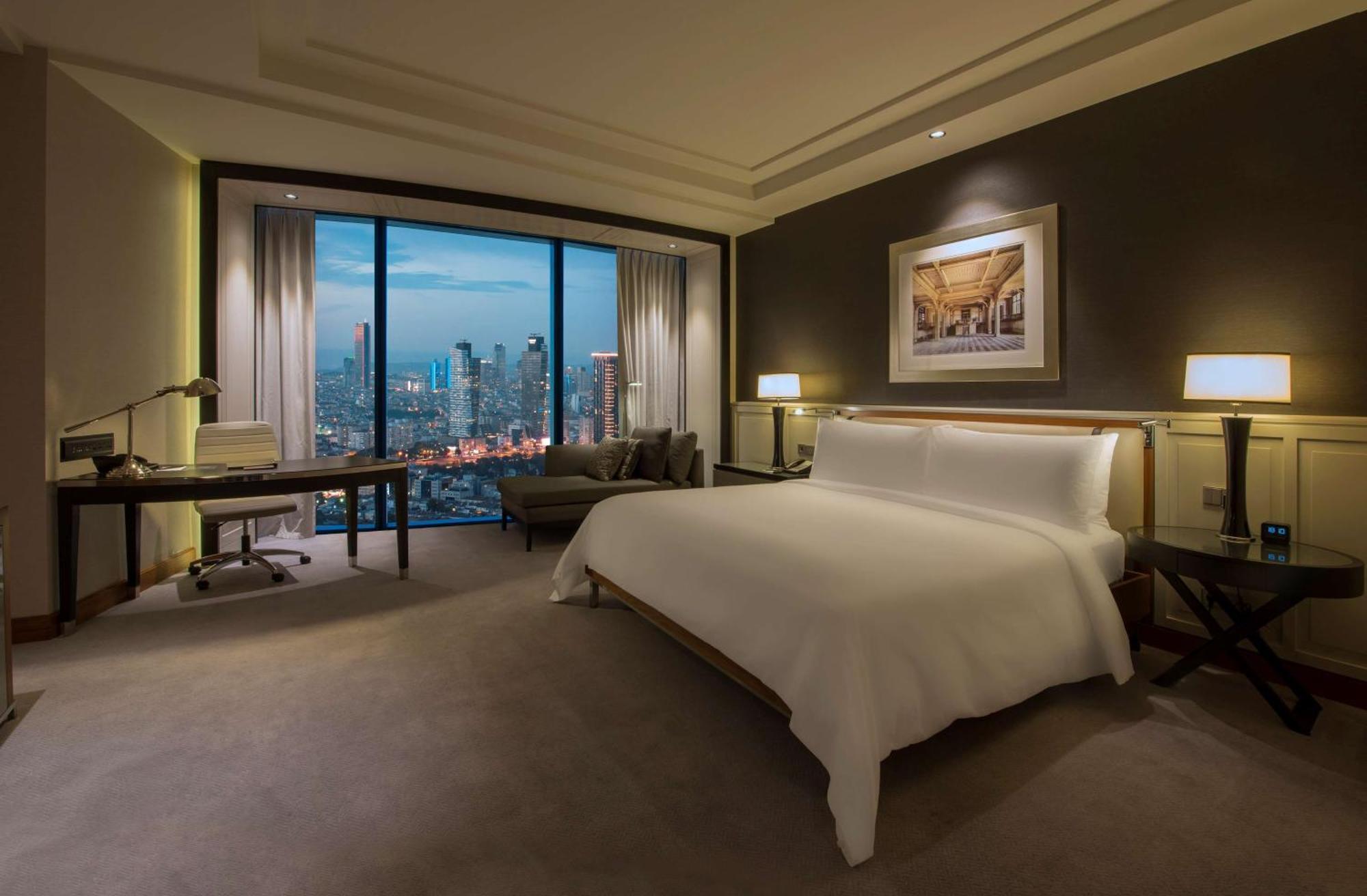 Hilton Bomonti 5*