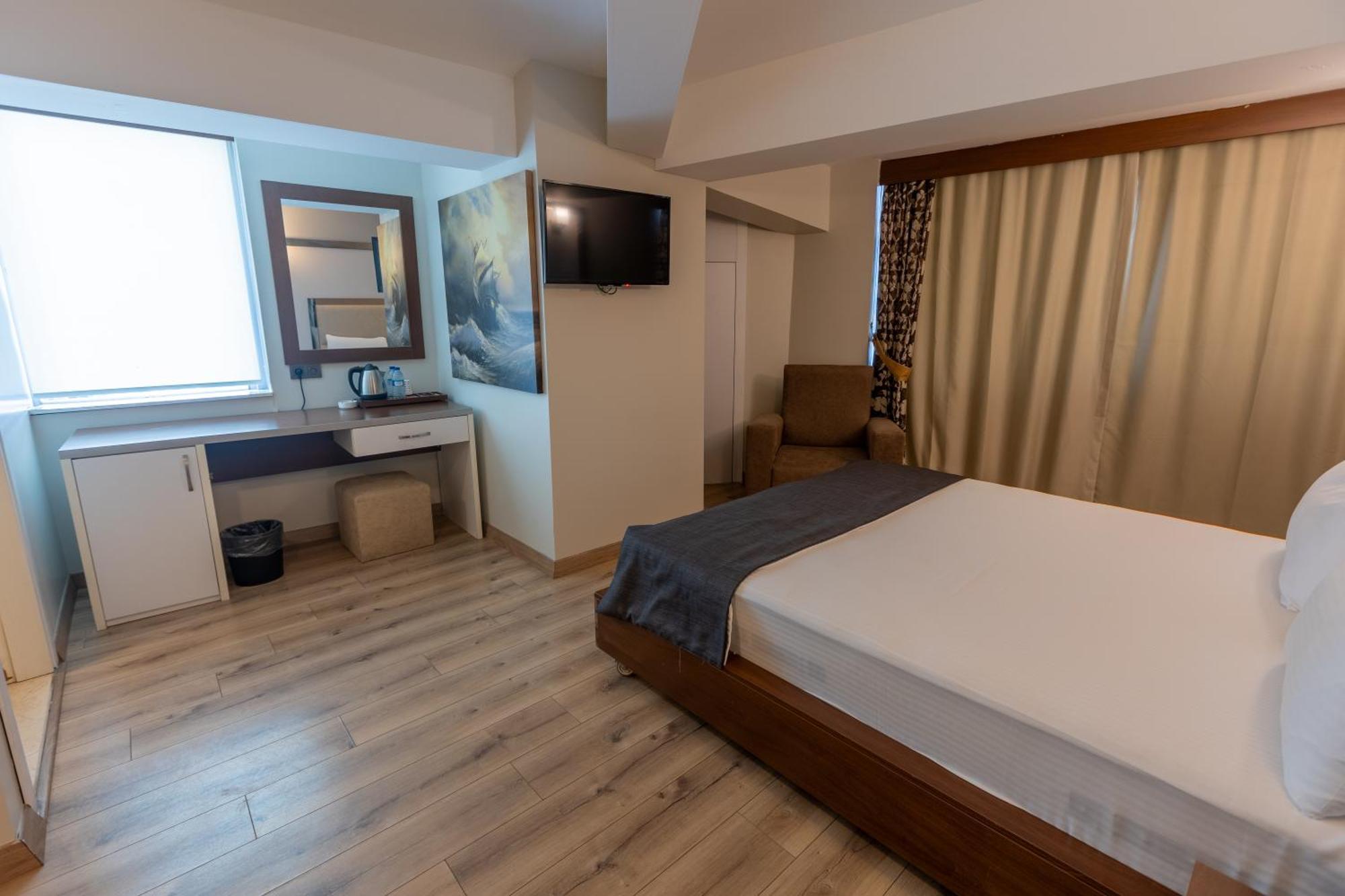 Business Hotel