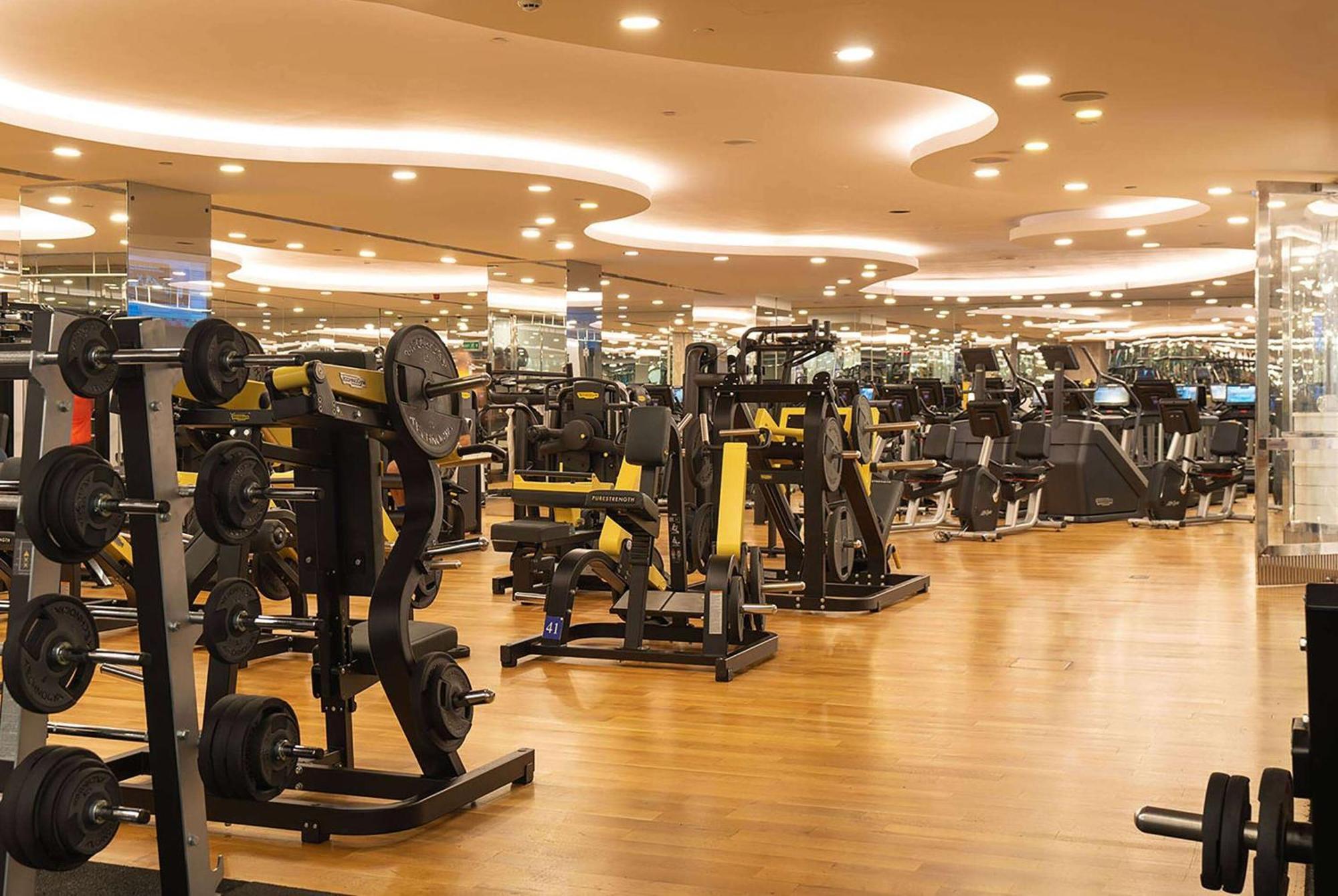 Wyndham Grand Kalamış Marina Otel 5*