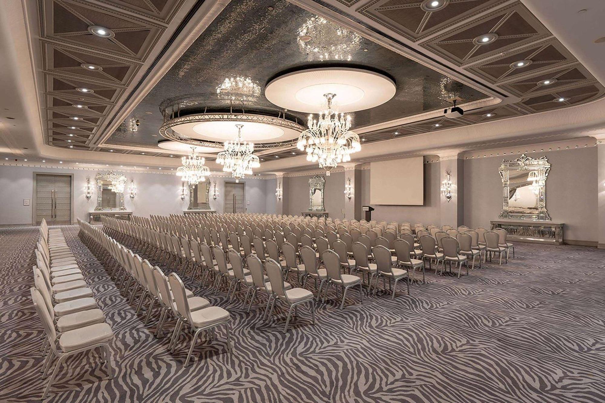Wyndham Grand Kalamış Marina