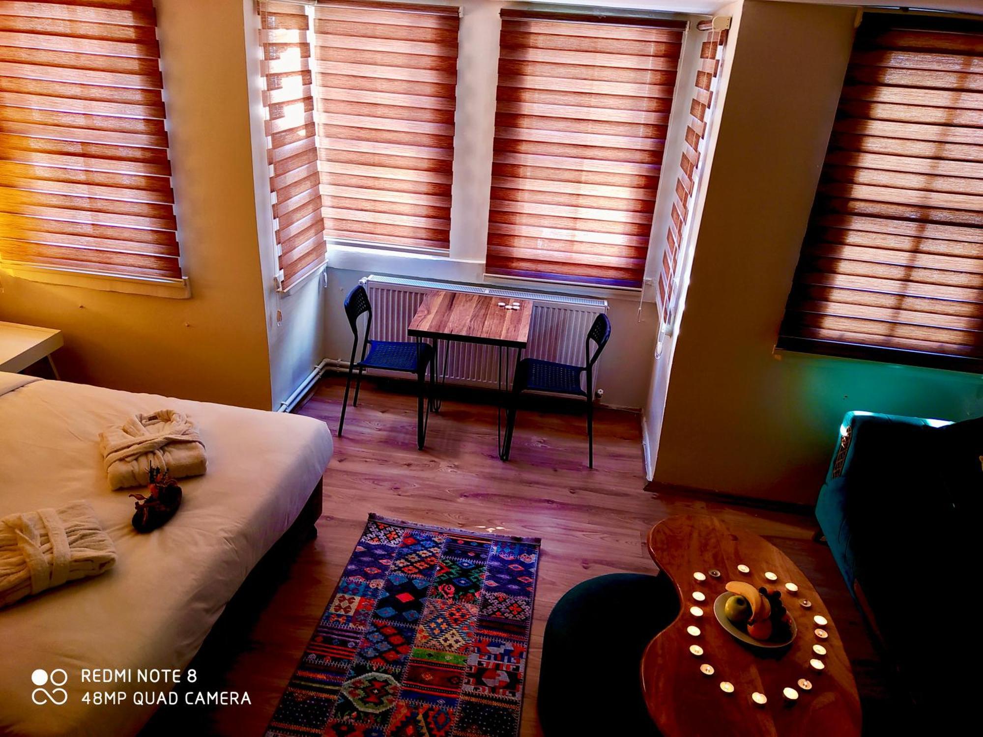 Mates Historical Otel