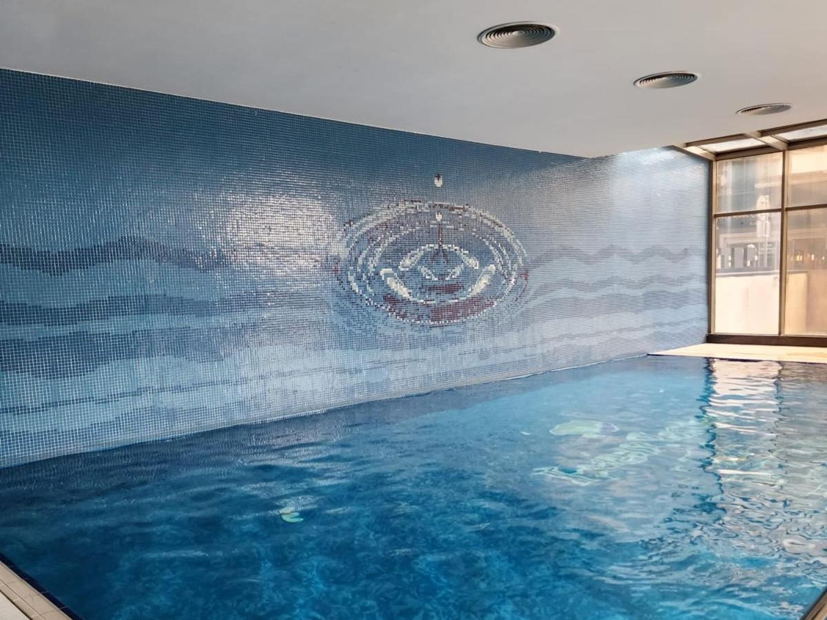 Taksim Square Residence, Two Bedrooms, Pool Sauna Gym Apartment