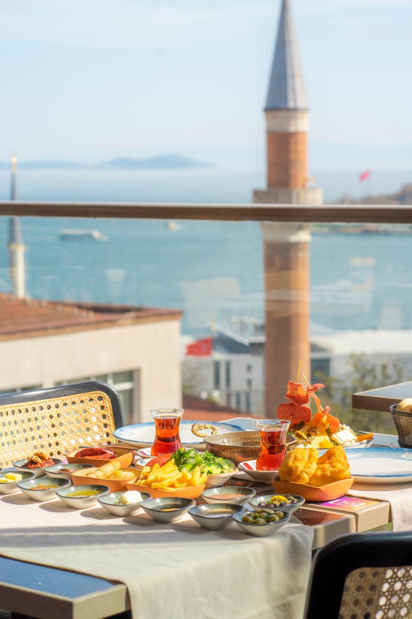 Hotel Fragments Istanbul