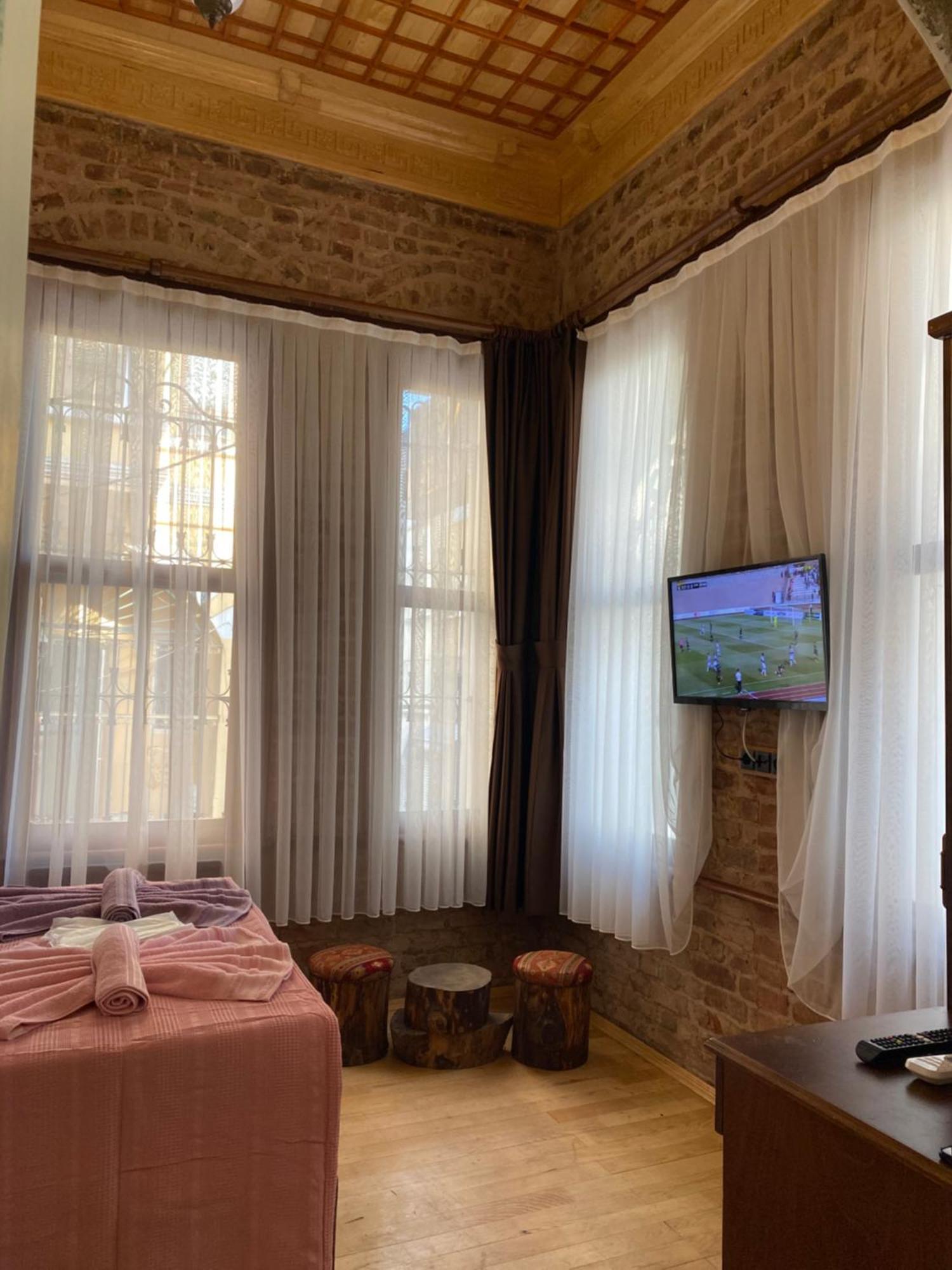 Antique Pearl Apartment
