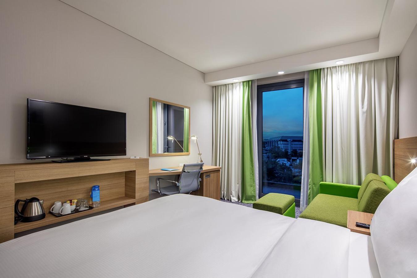 Hotel Hampton By Hilton Zeytinburnu 4*