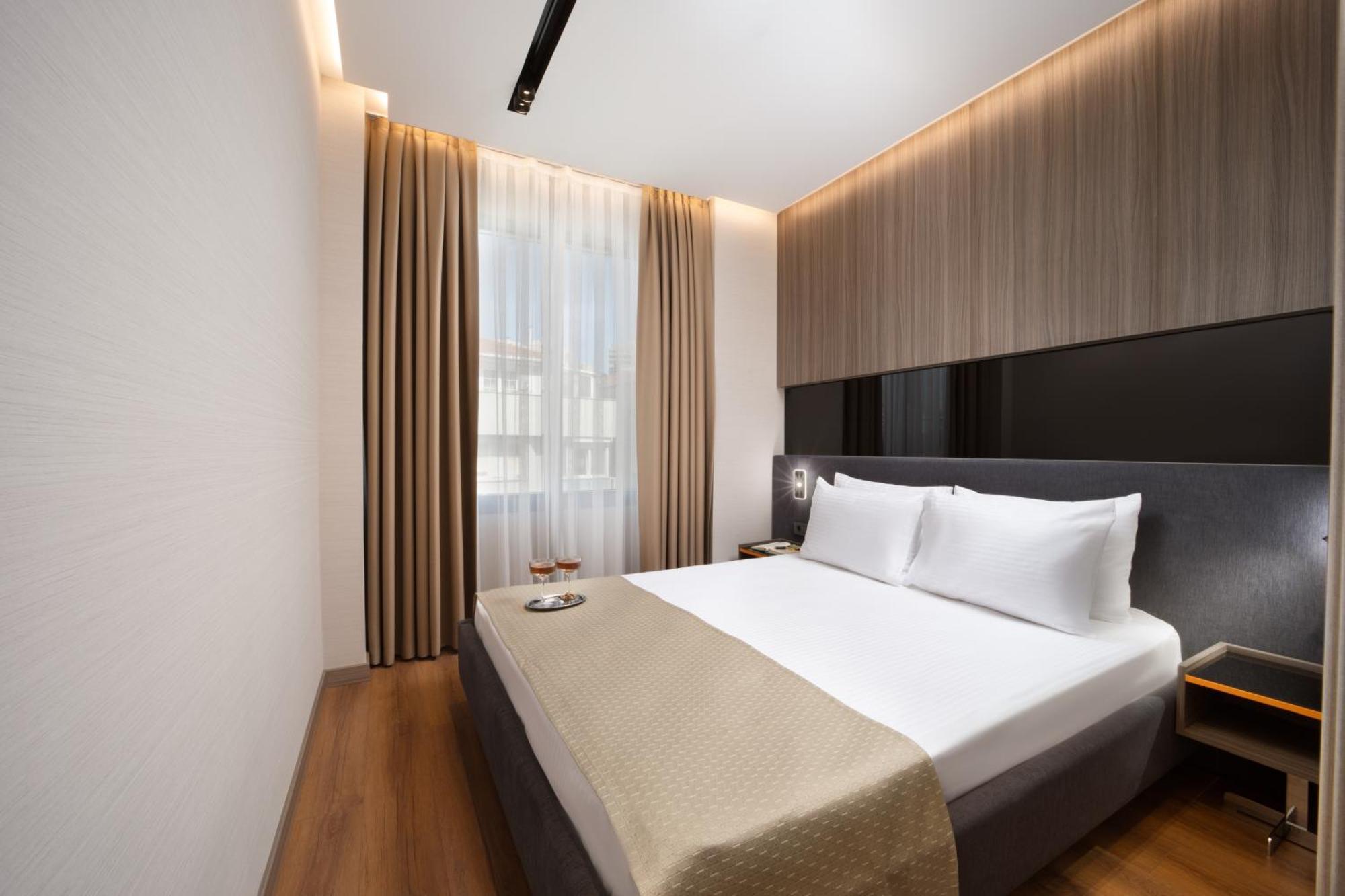 Nish Palace Besiktas Hotel Istanbul