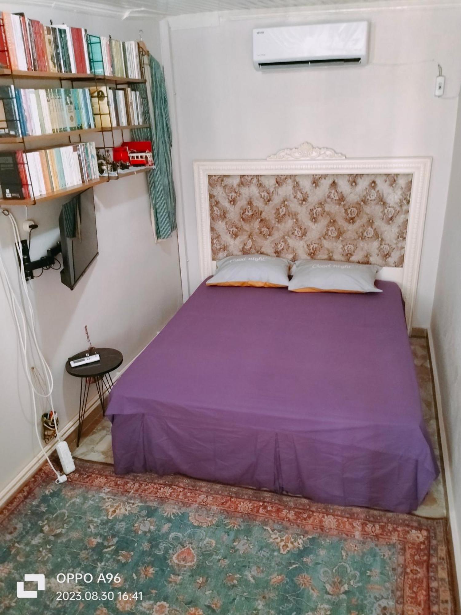 Nur Deniz Manzaralı * İstanbul
