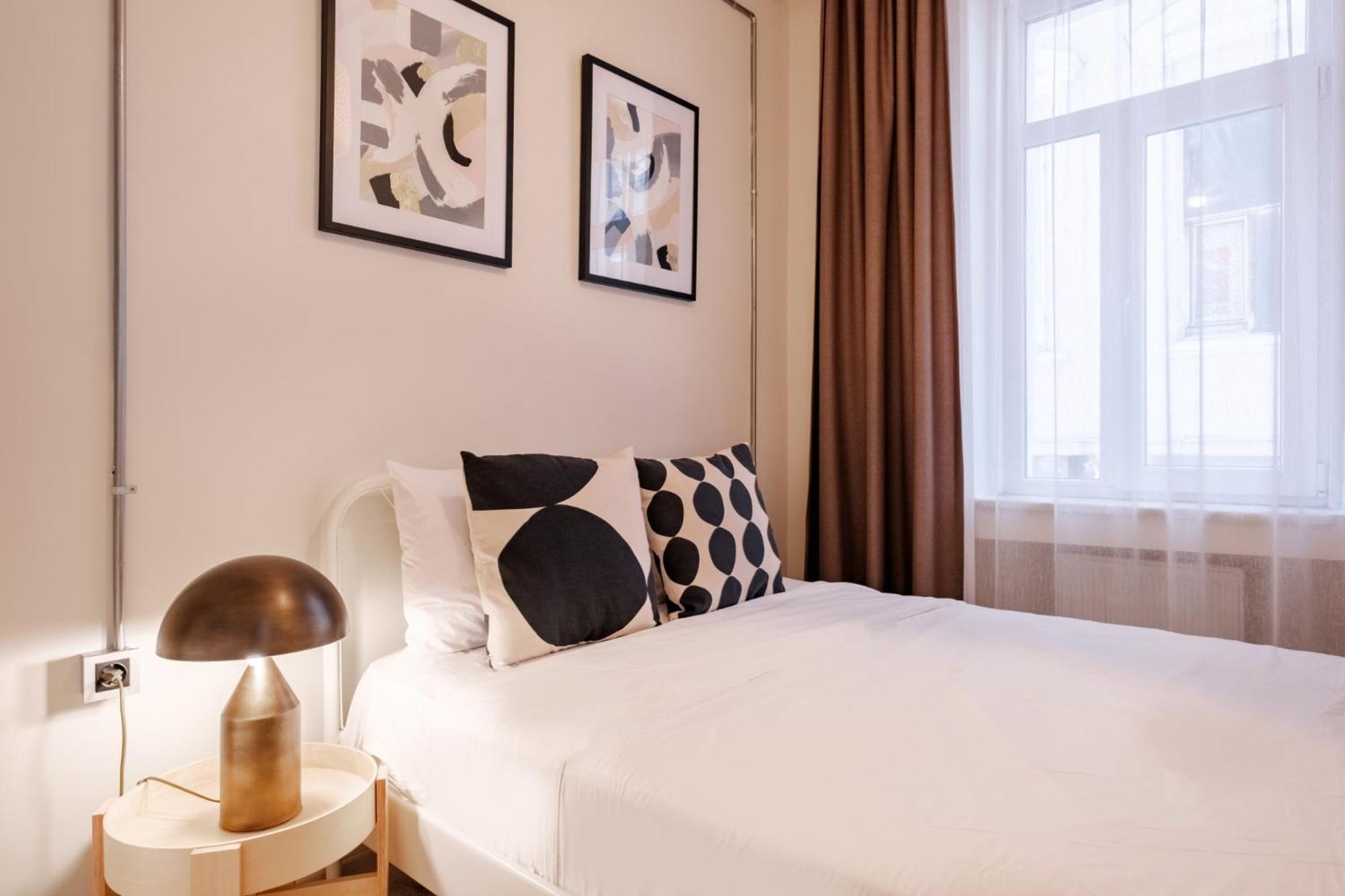 Renovated Modern Flat In Istiklal Avenue *