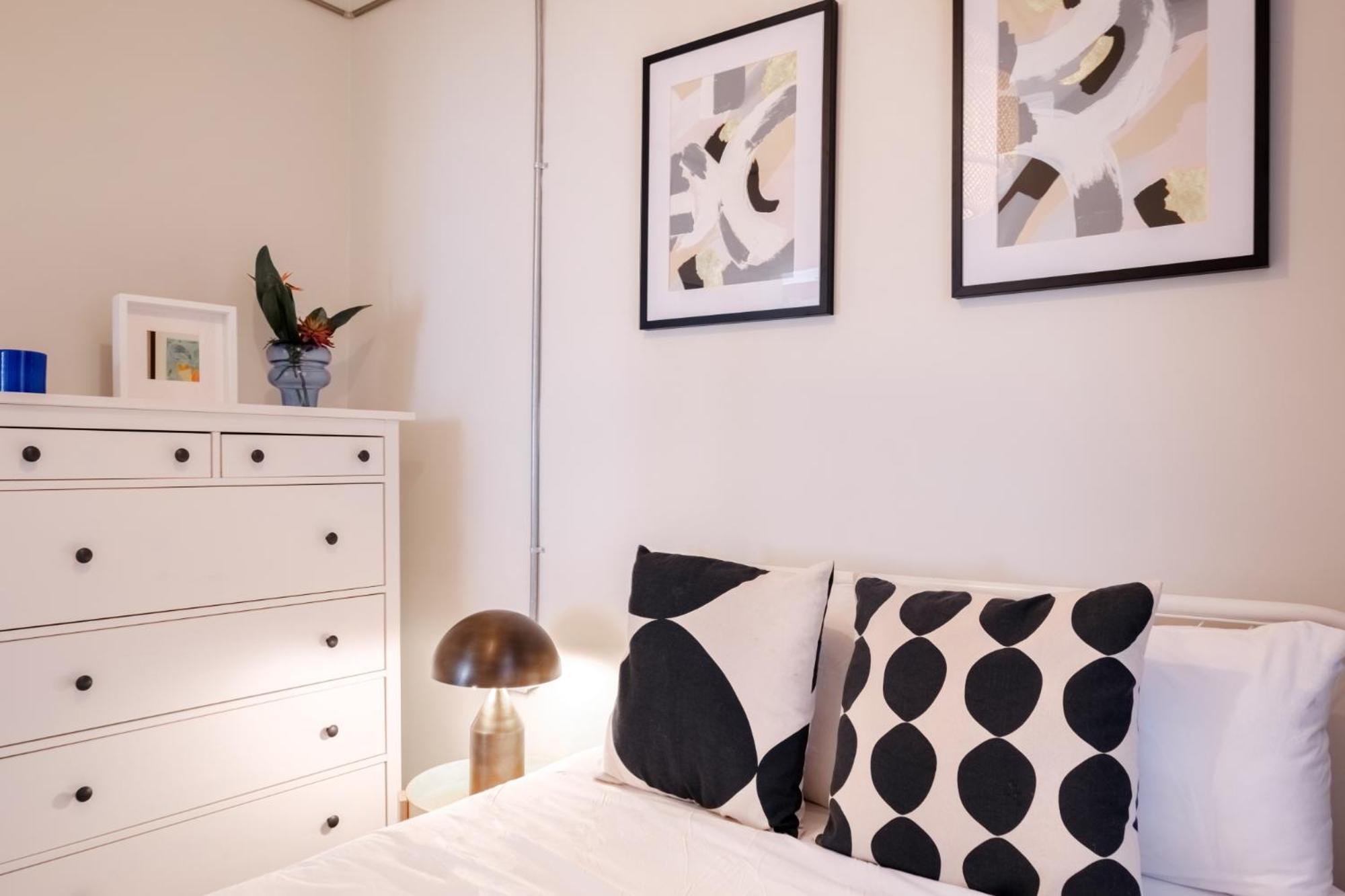 Renovated Modern Flat In Istiklal Avenue Apartment