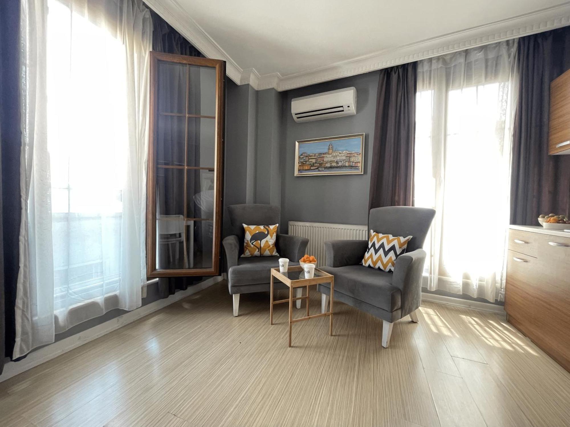 Flats Company - Karakoy *