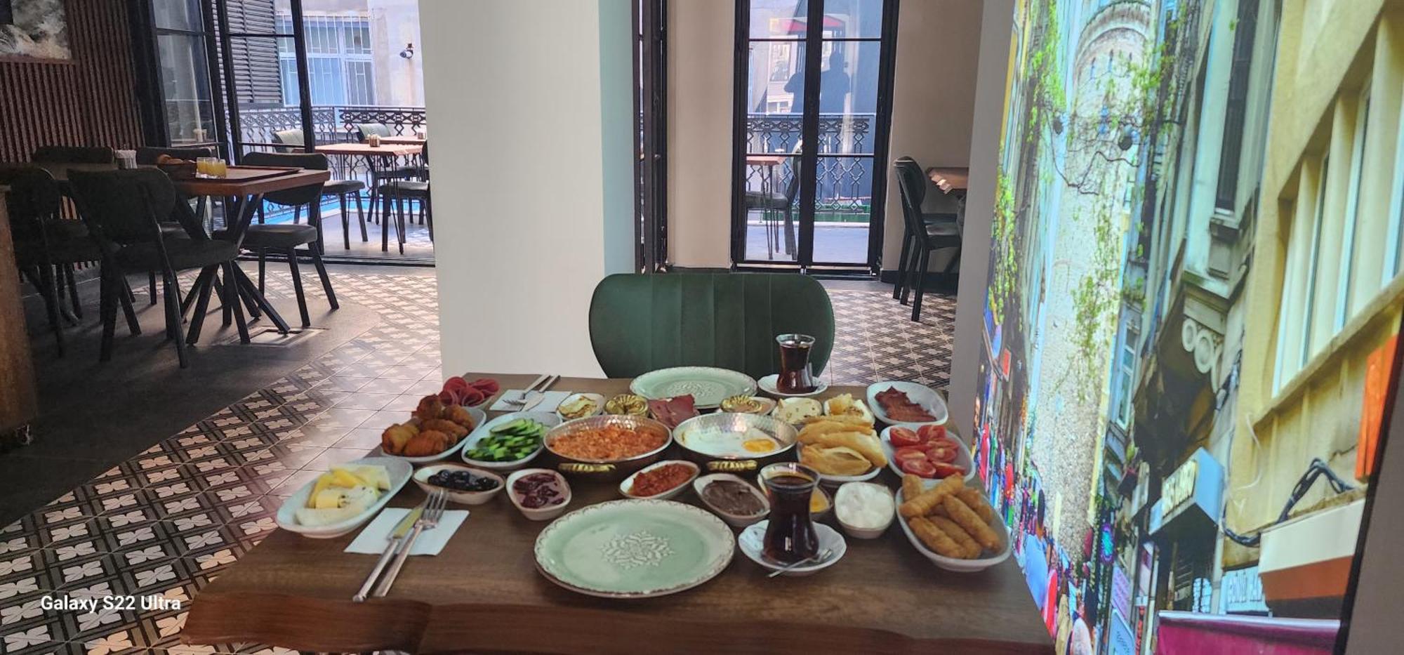 Hotel Taksim Bosphorus 3*