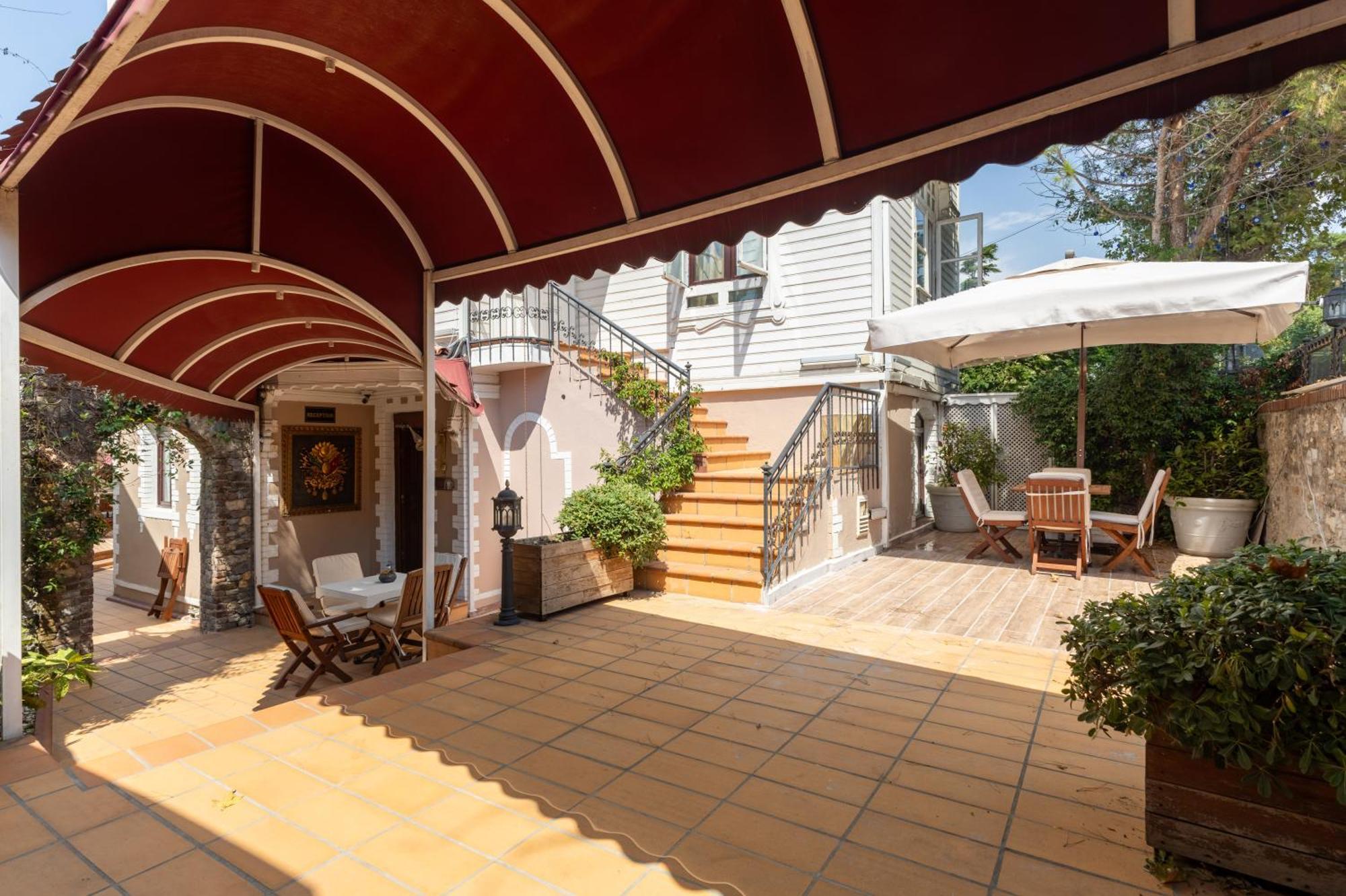 Otel Sakine Hanim Mansion