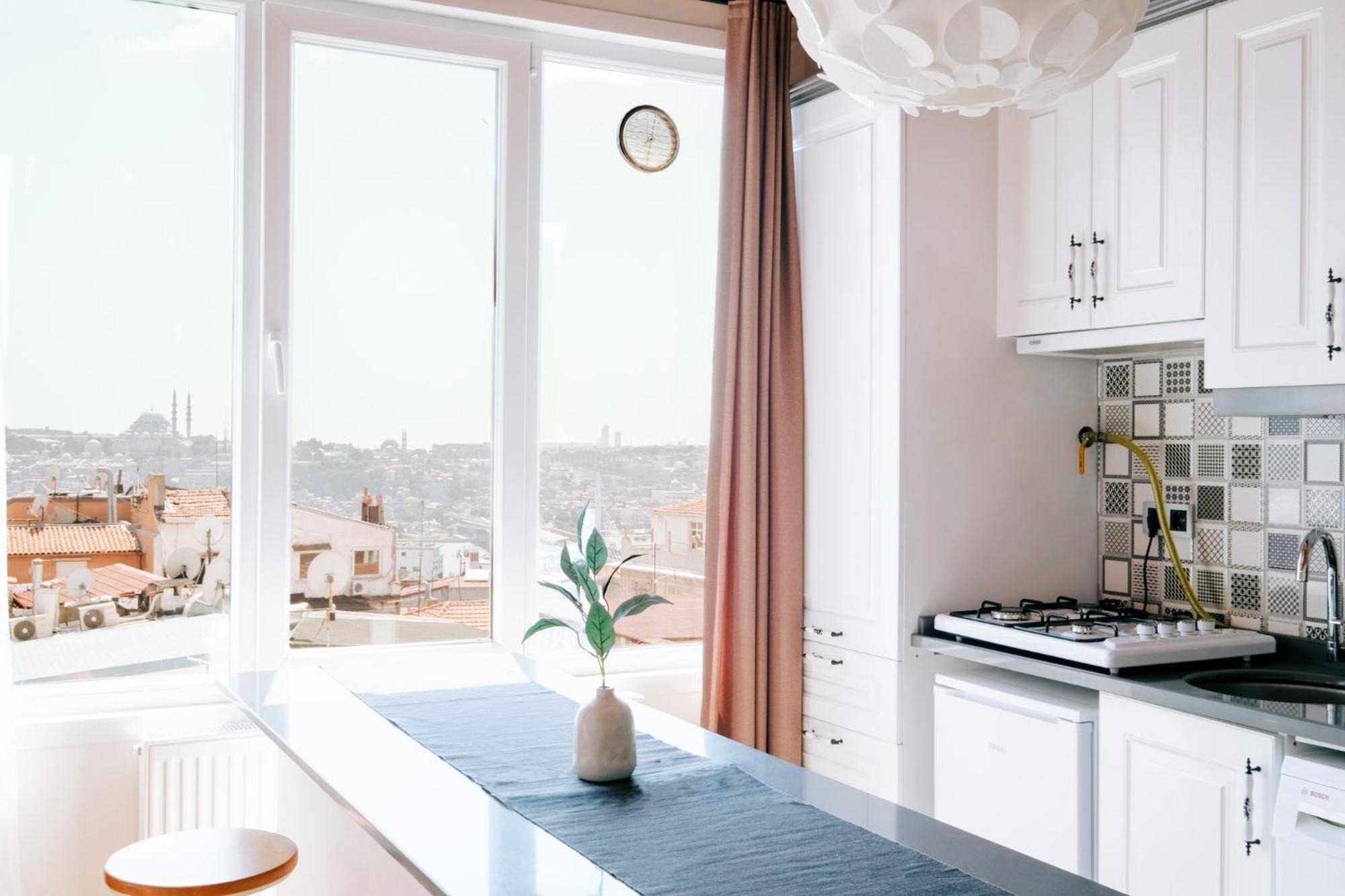 Flat W City View Near Galata Tower In Istiklal Ave