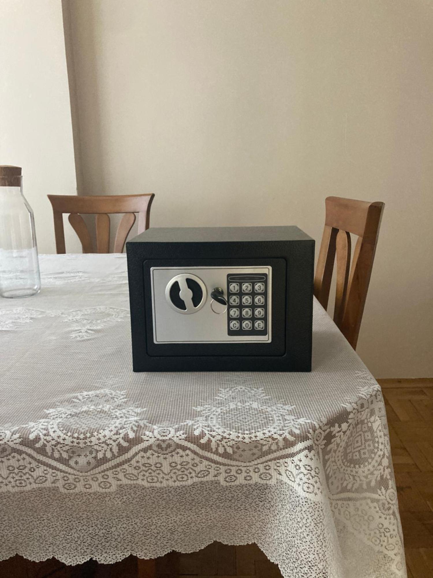Sisli Trump Air-conditioned Apartment Istanbul