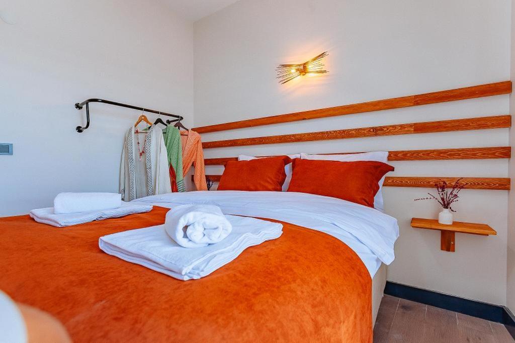 Hotel Bossy 2