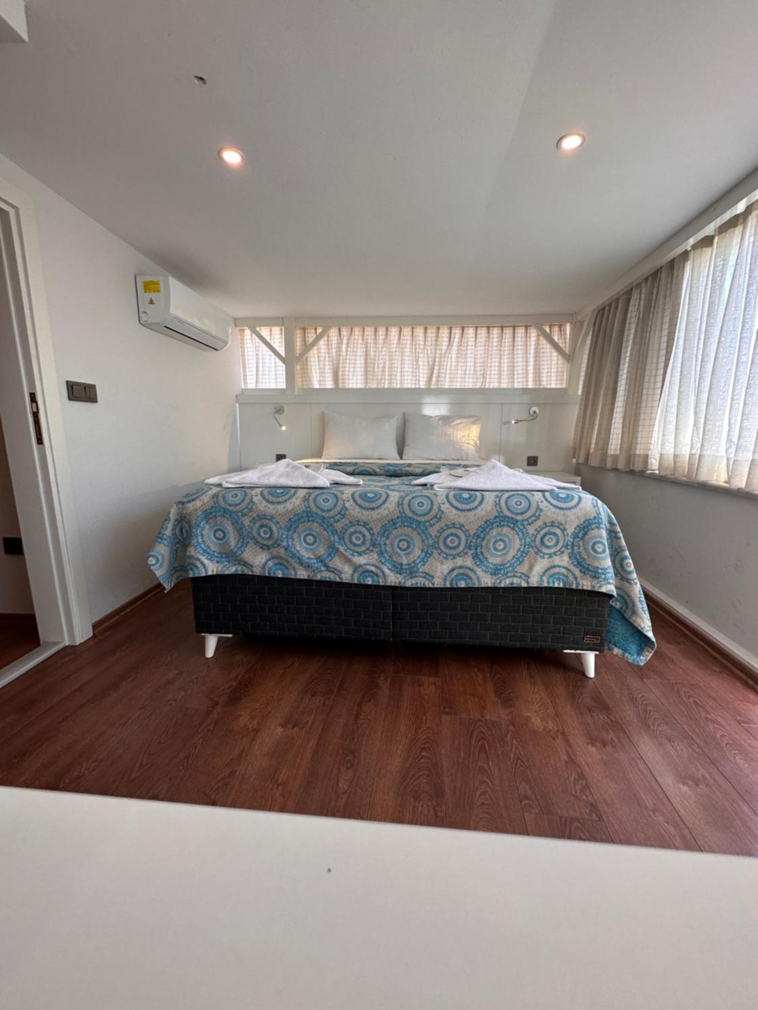 Hotel Antique 4*