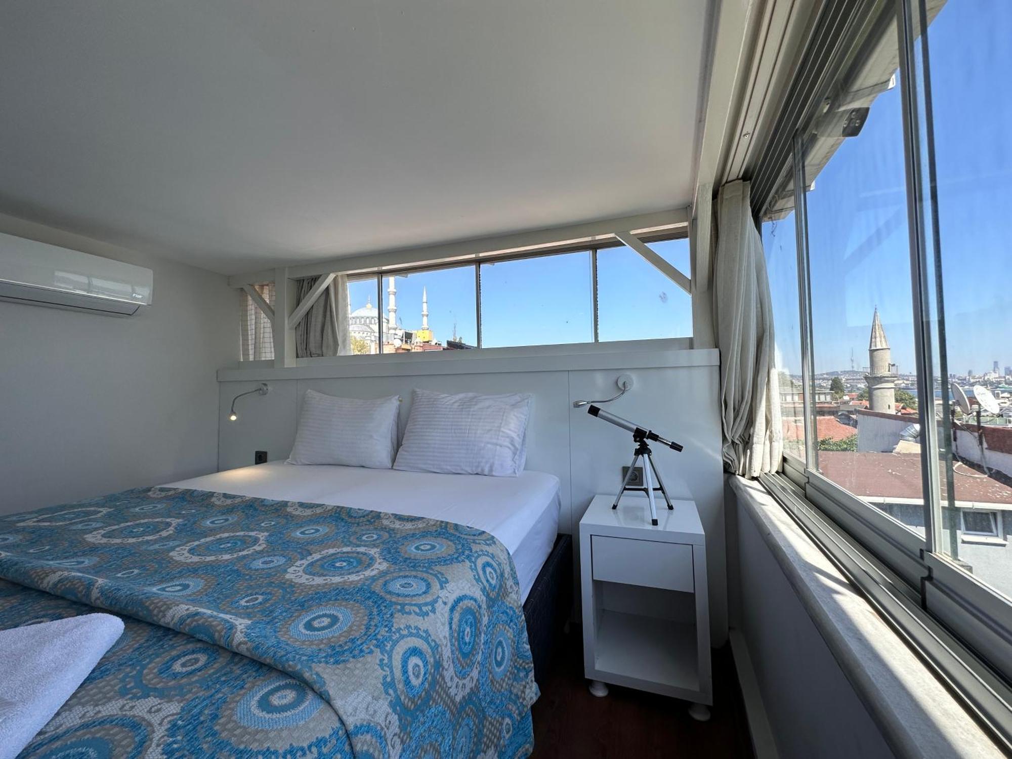Hotel Antique 4*