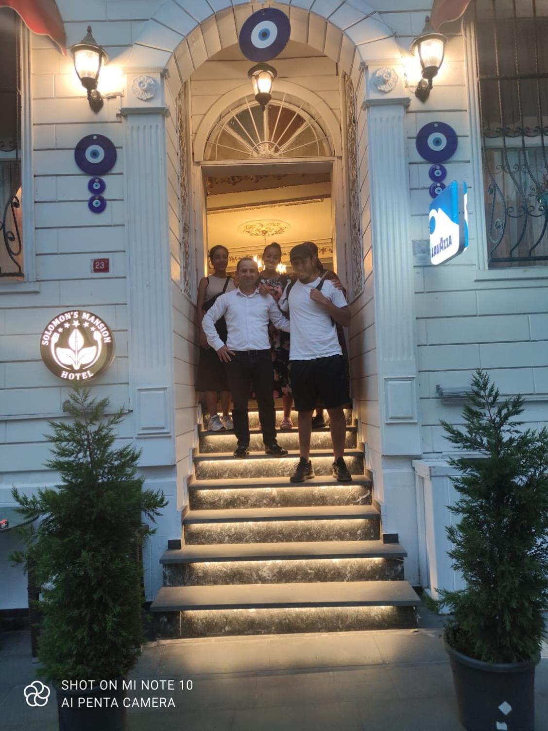 Solomon's Mansion *