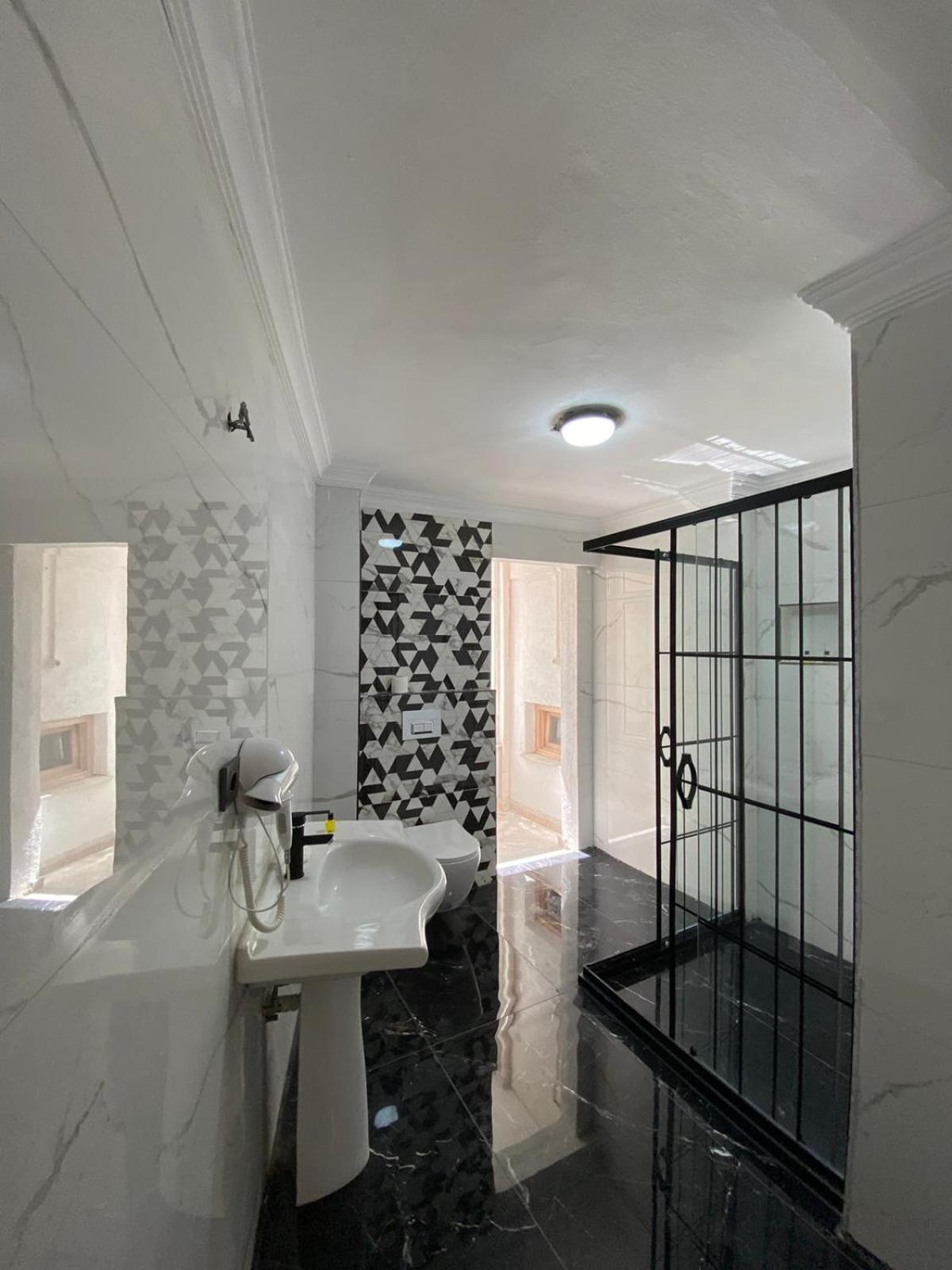 Aruna Boutique 4*