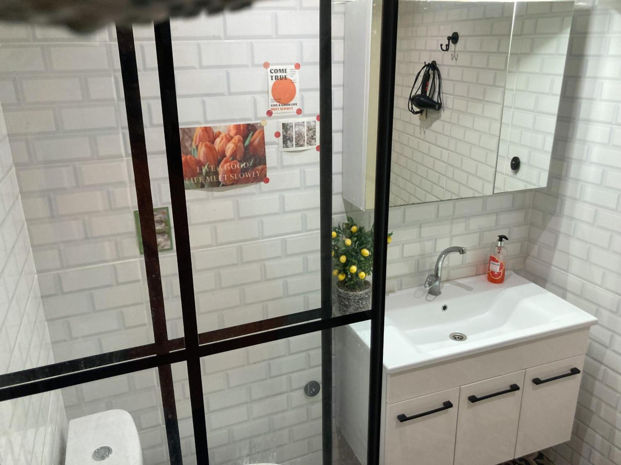 Lebowski's Boho Apartment Istanbul