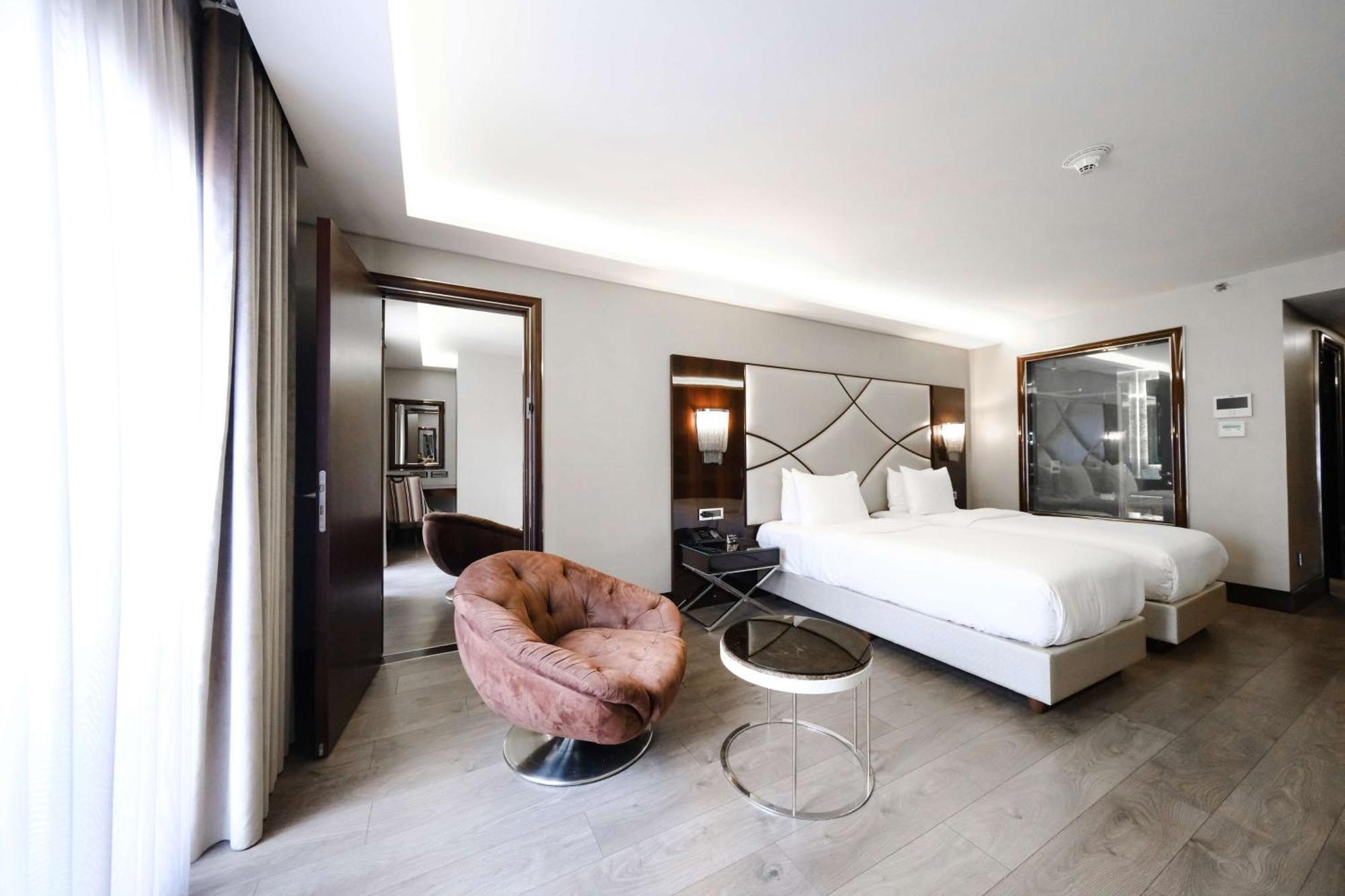Hotel Doubletree By Hilton Gayrettepe 5*
