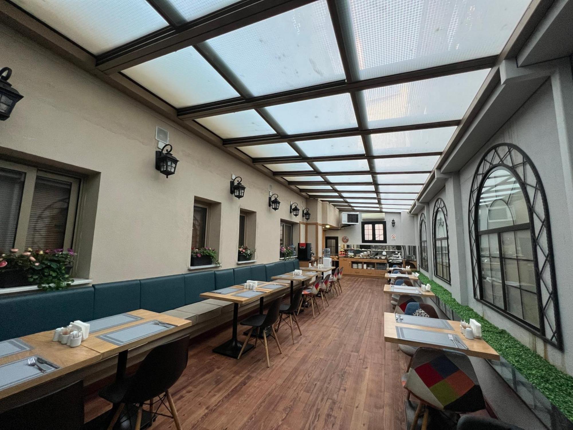 Aybar & 4* Istanbul
