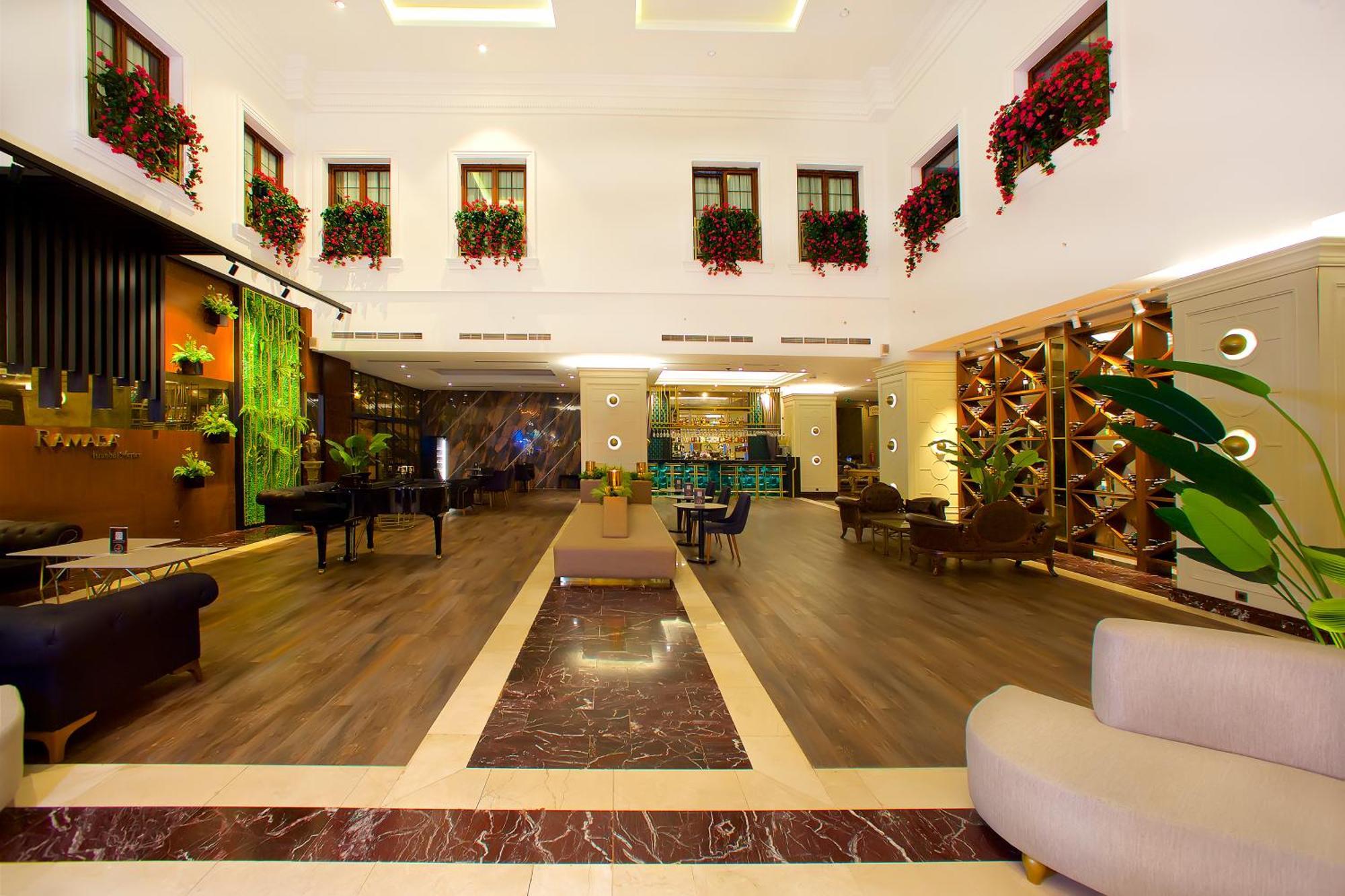 Ramada By Wyndham Merter Hotel