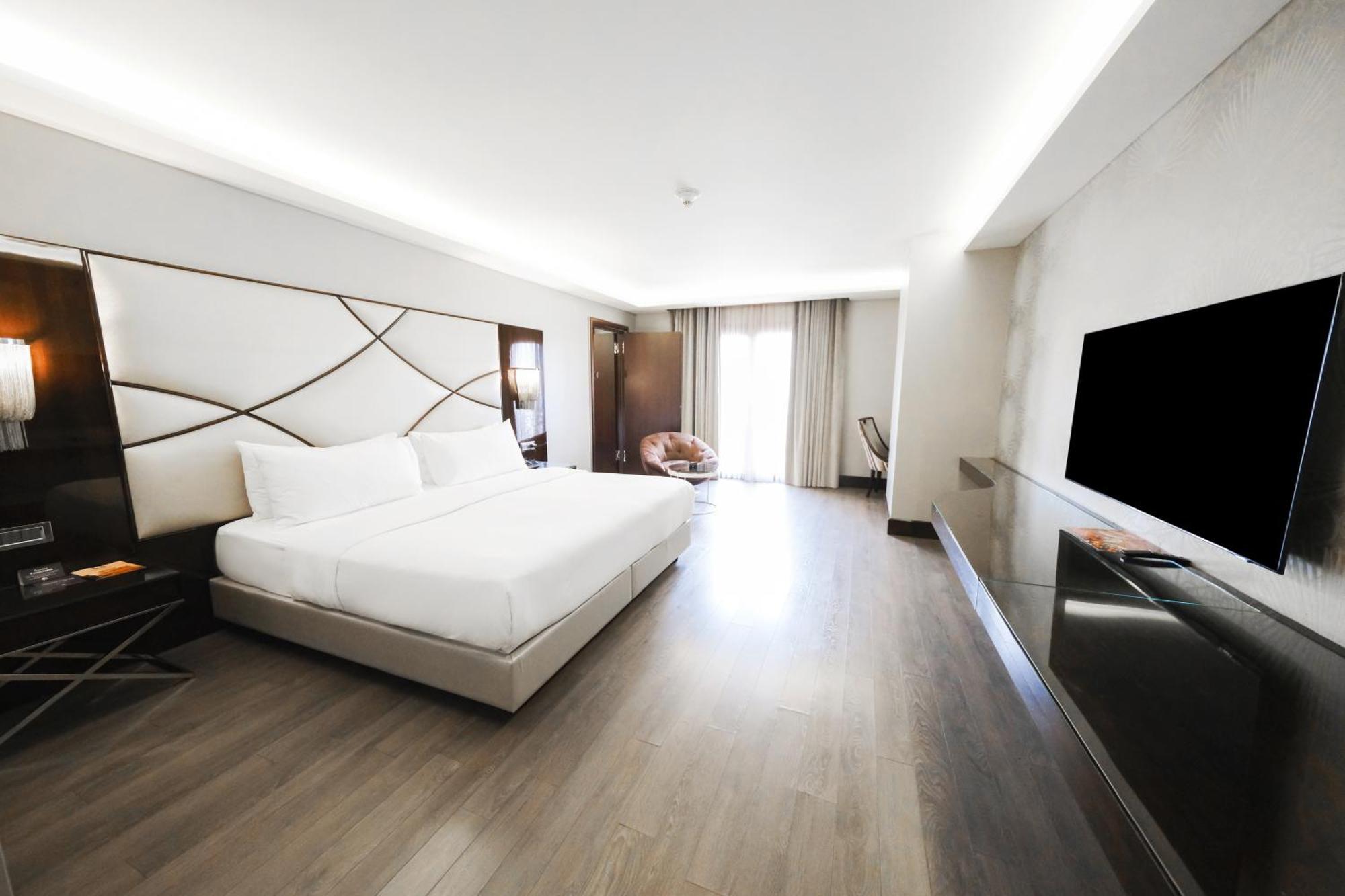Hotel Doubletree By Hilton Gayrettepe 5*