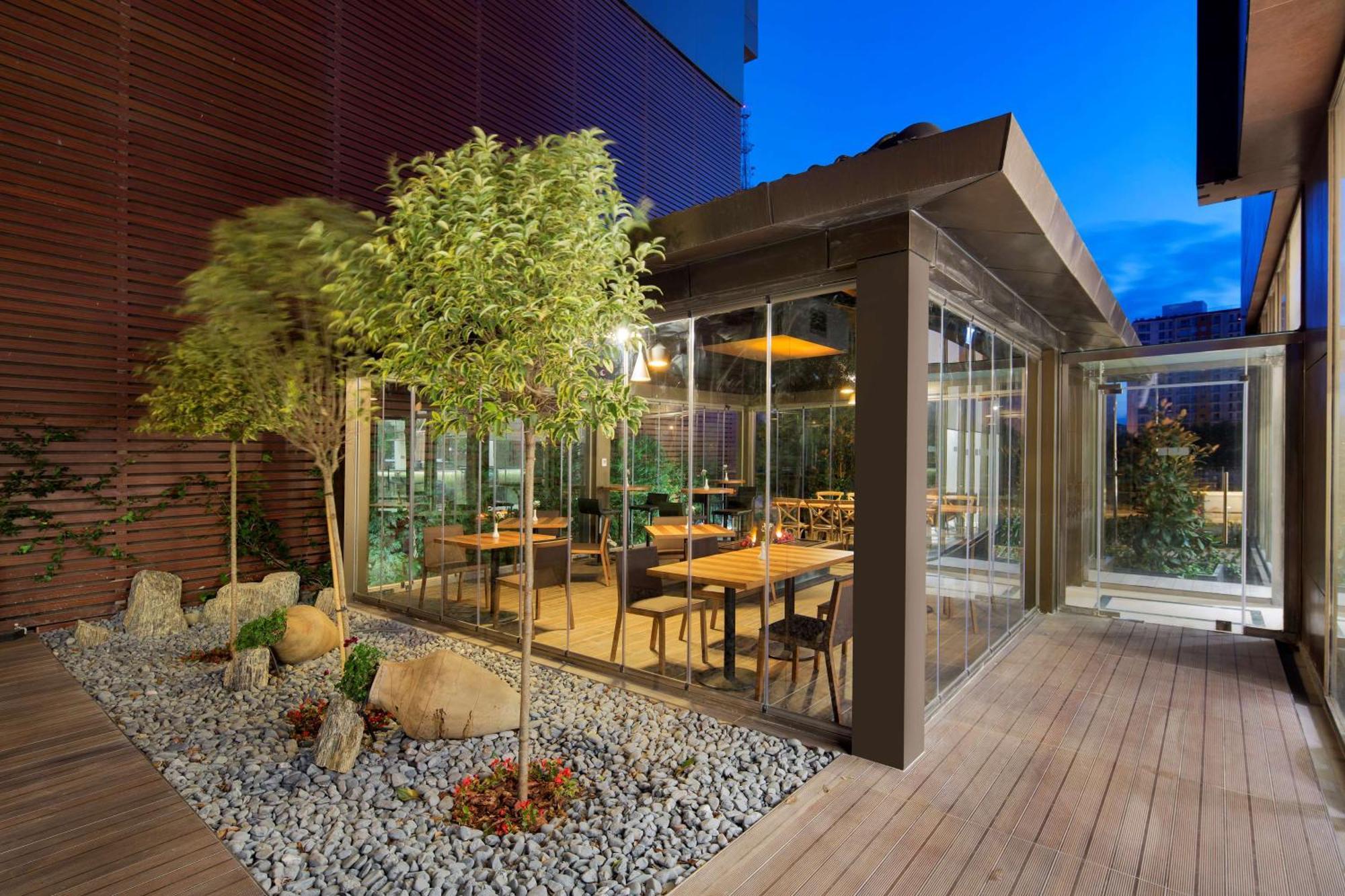 Hilton Garden Beylikduzu Hotel