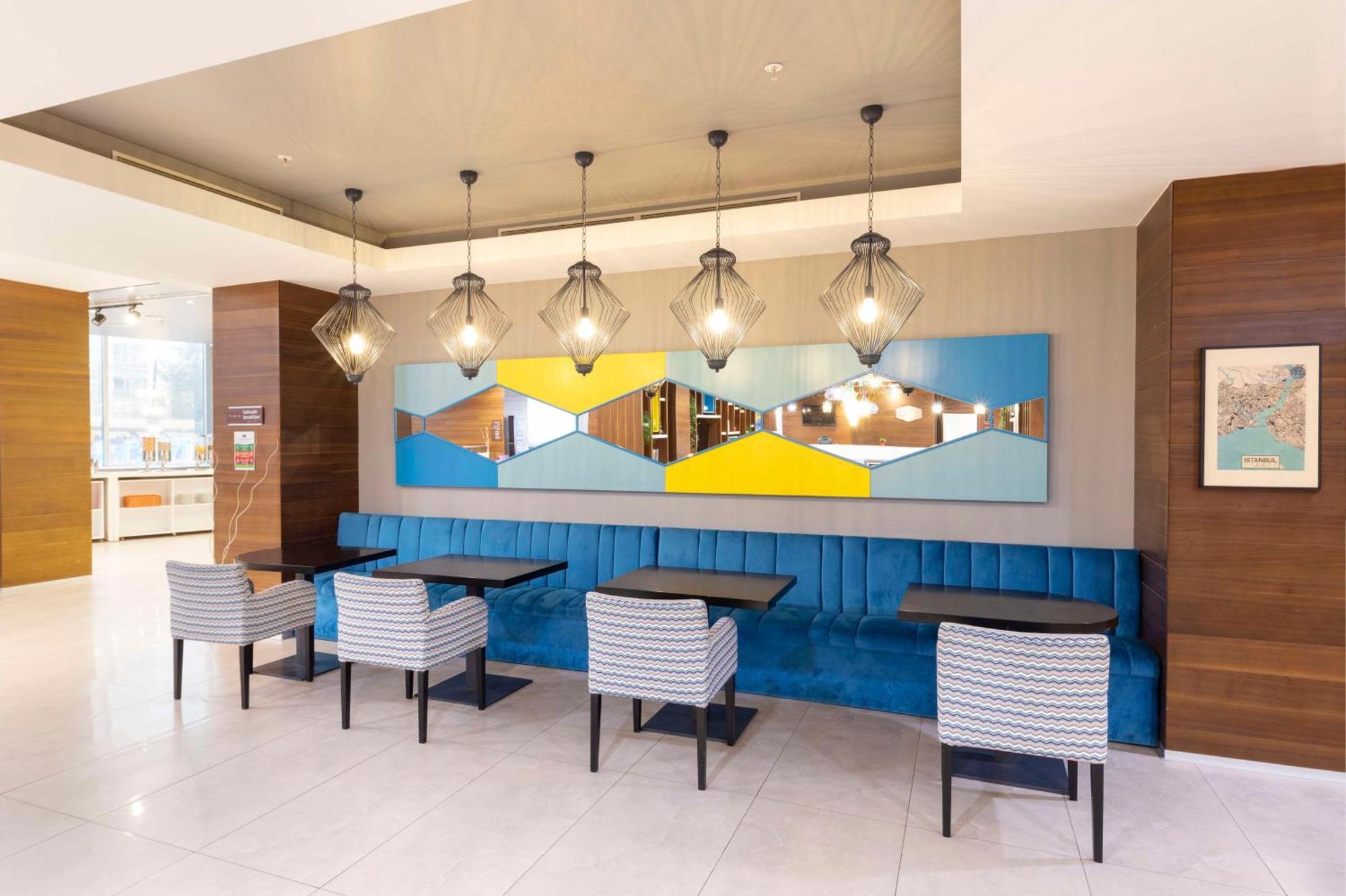 Hampton By Hilton Kayasehir 3* Istanbul