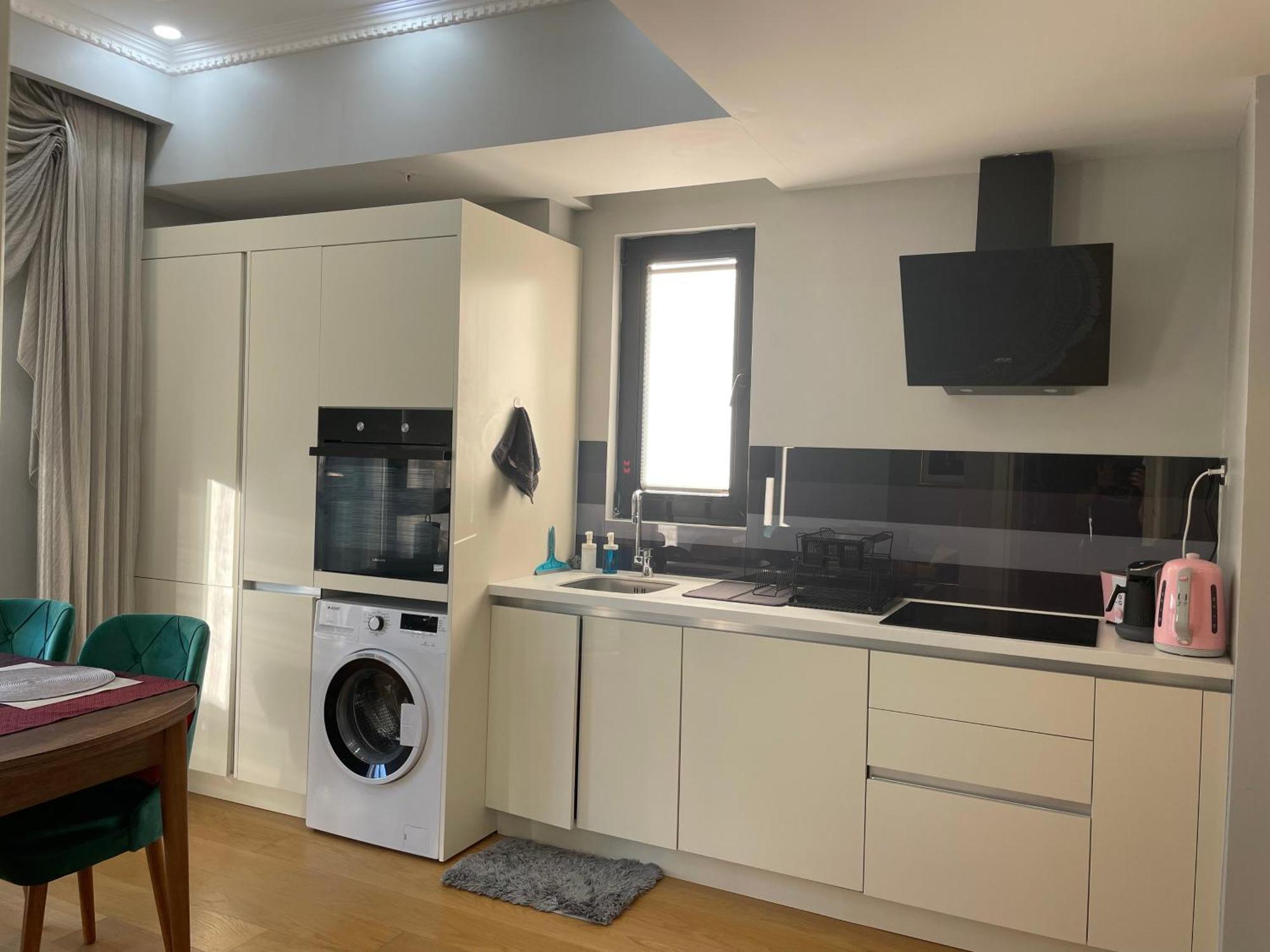 Apartment Luxury Fully Furnished Istanbul