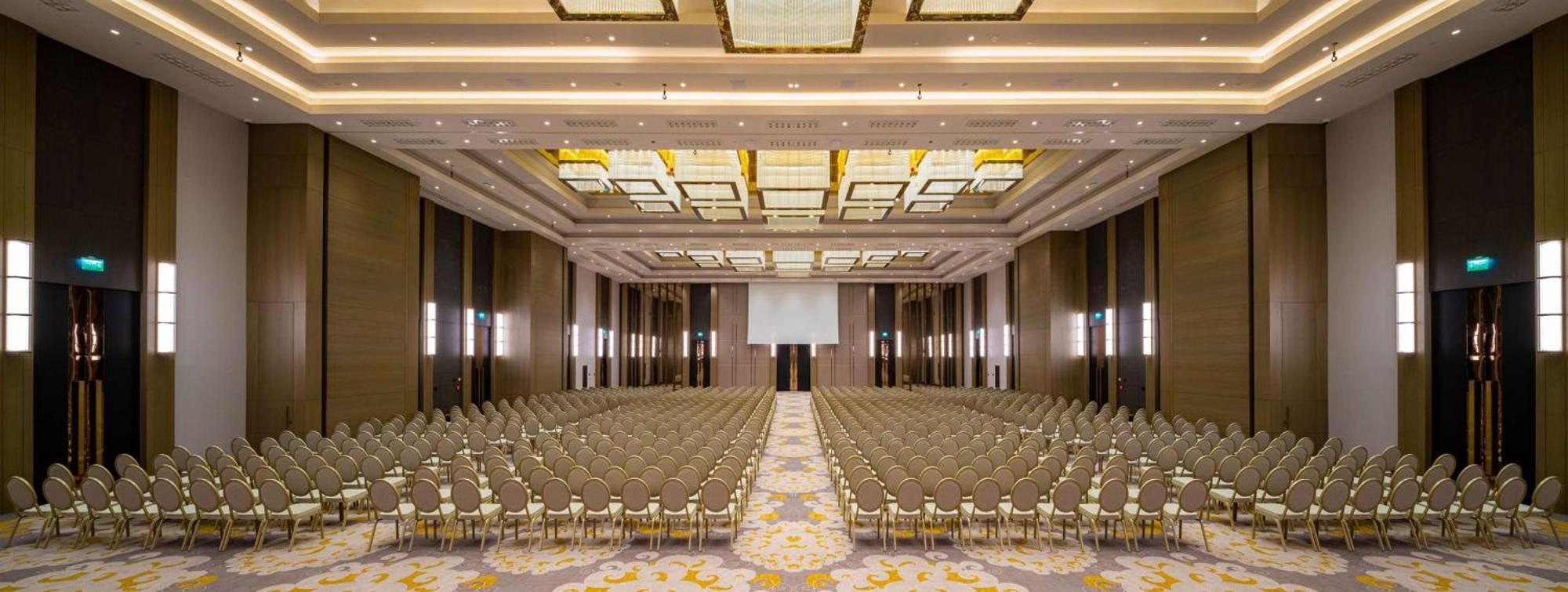 Hilton Mall Of Hotel