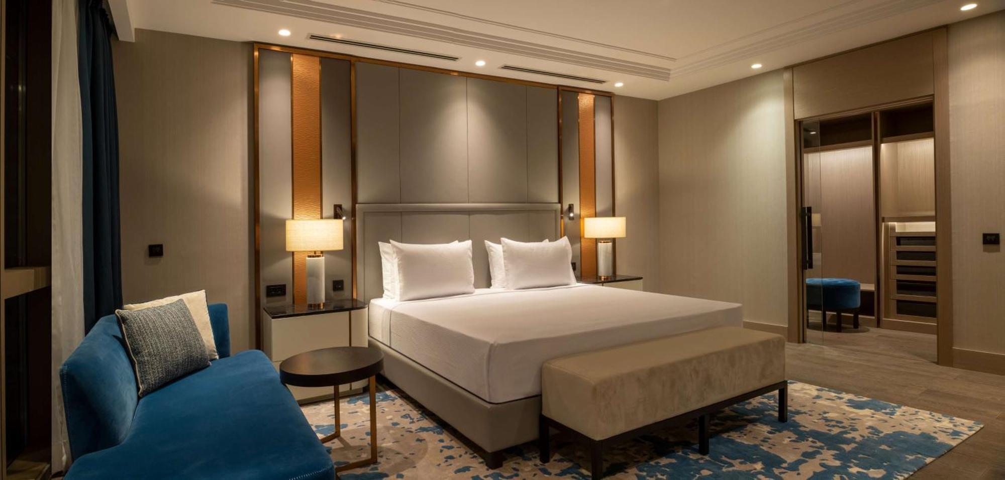 Hilton Mall Of Hotel