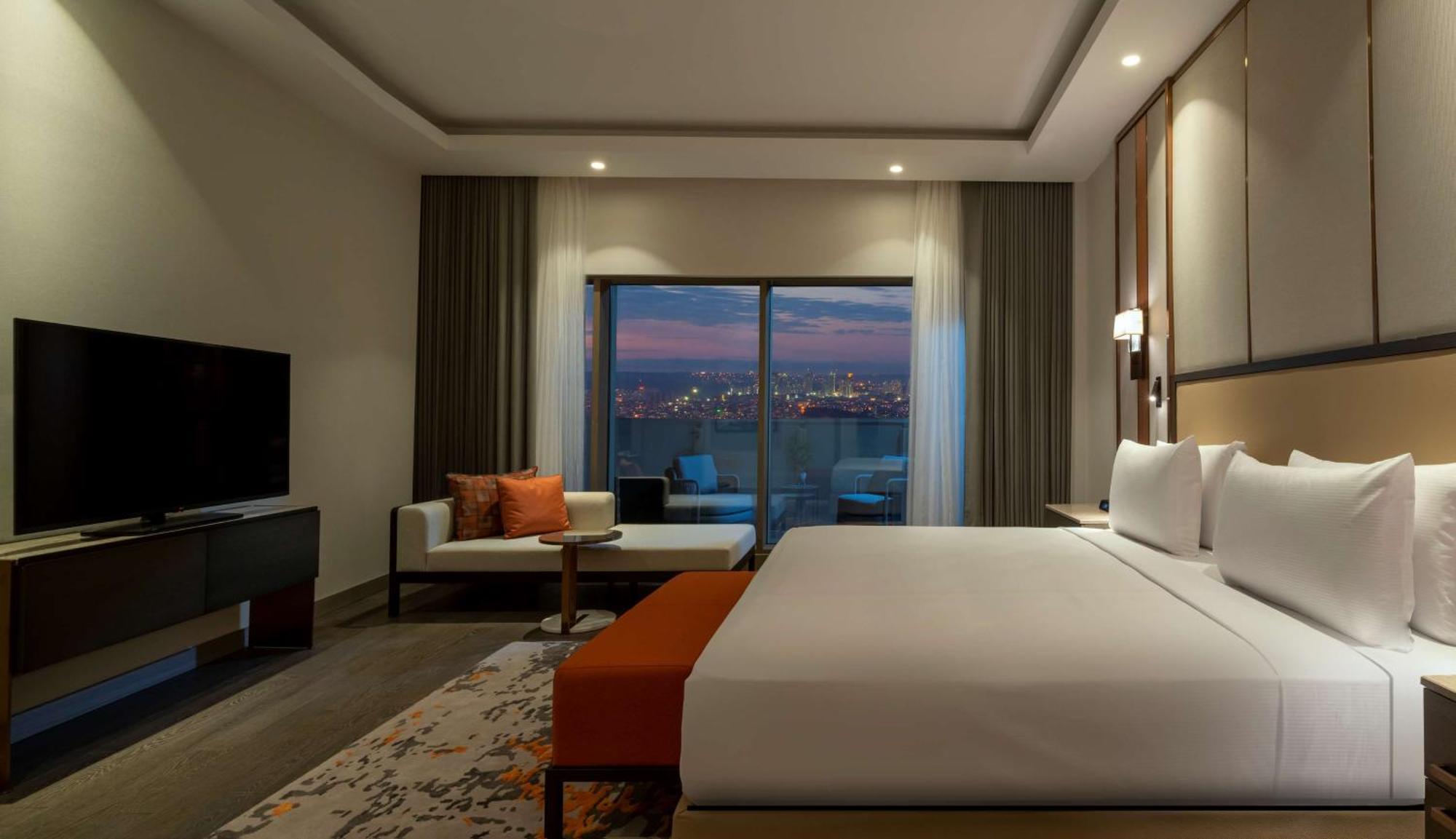 Hilton Mall Of Hotel