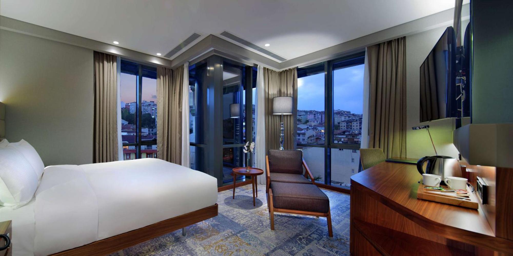 Doubletree By Hilton - Piyalepasa Hotel